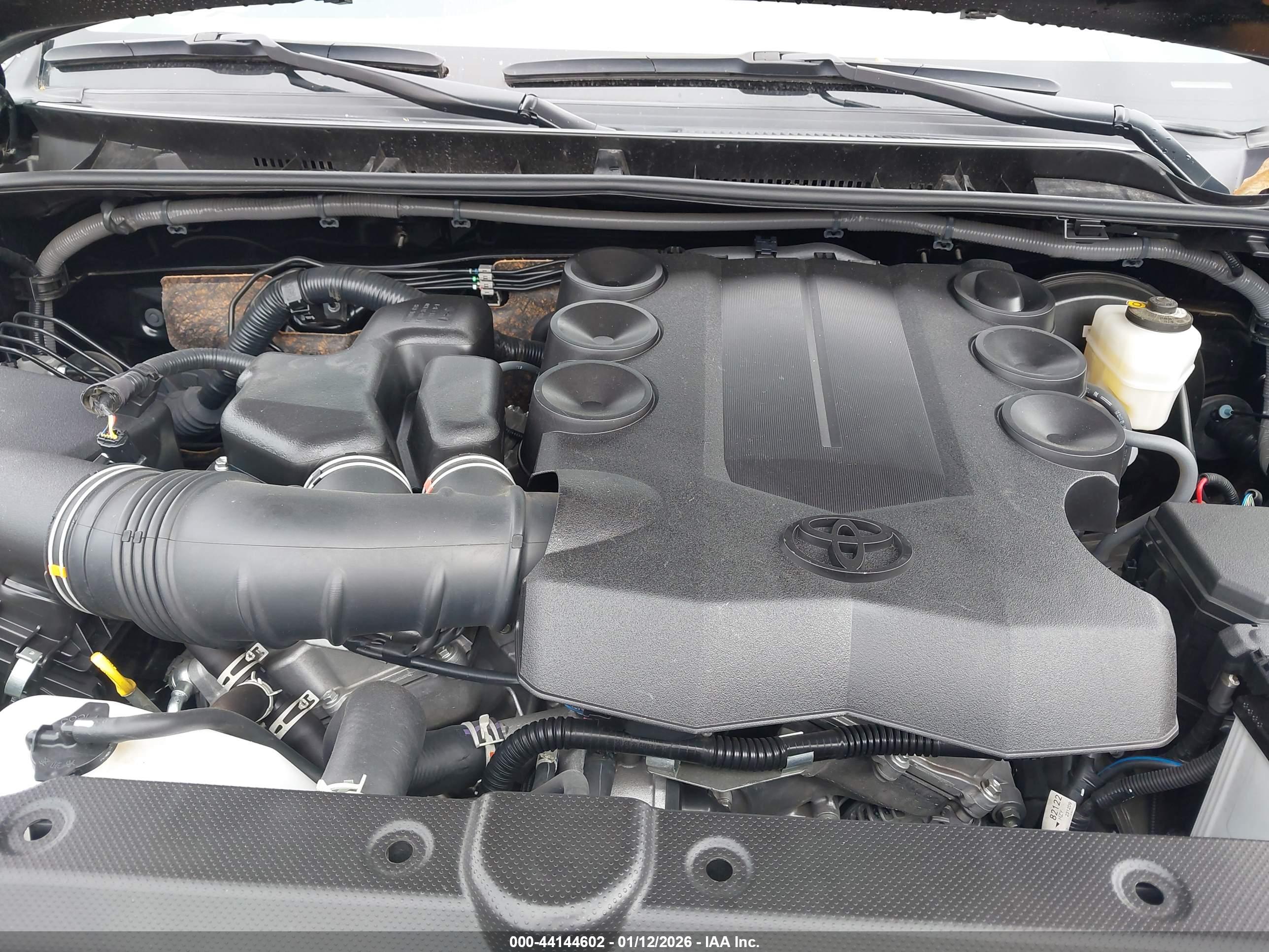TOYOTA 4RUNNER image 10