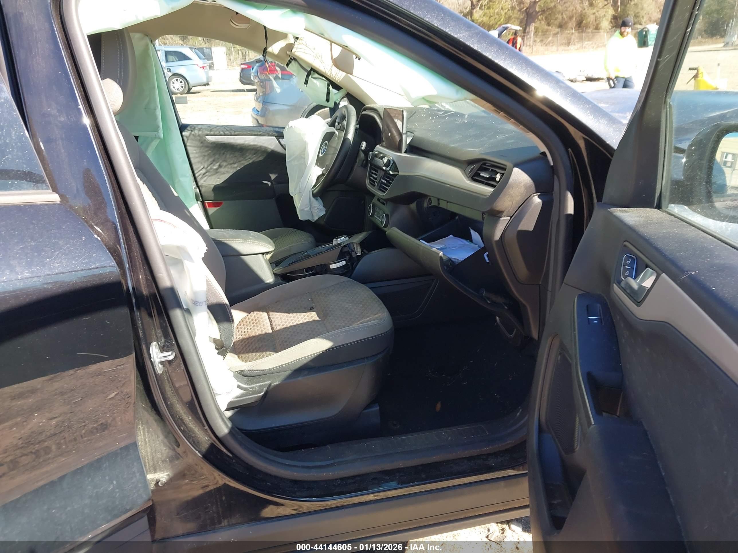 FORD ESCAPE image 5