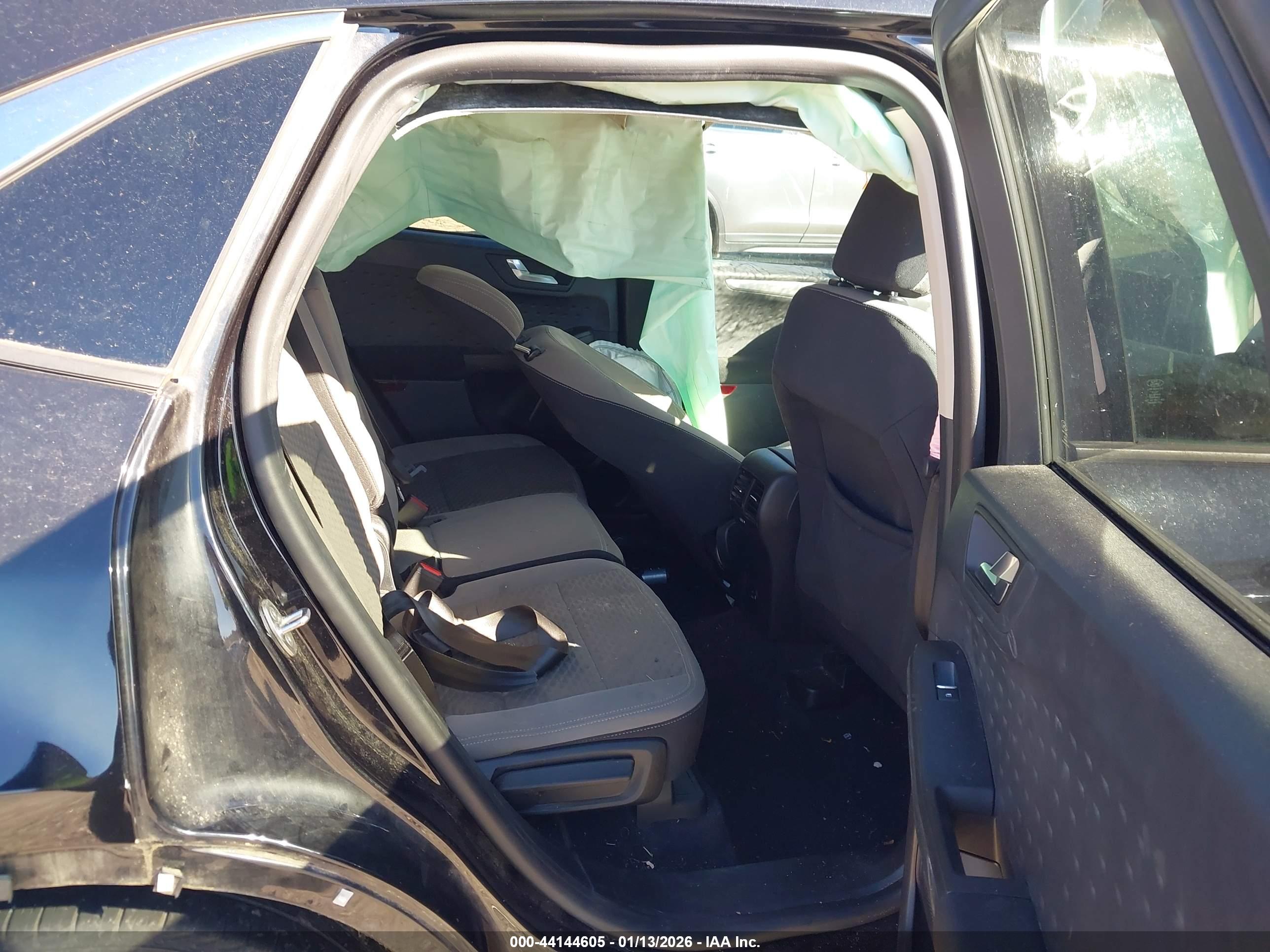 FORD ESCAPE image 8