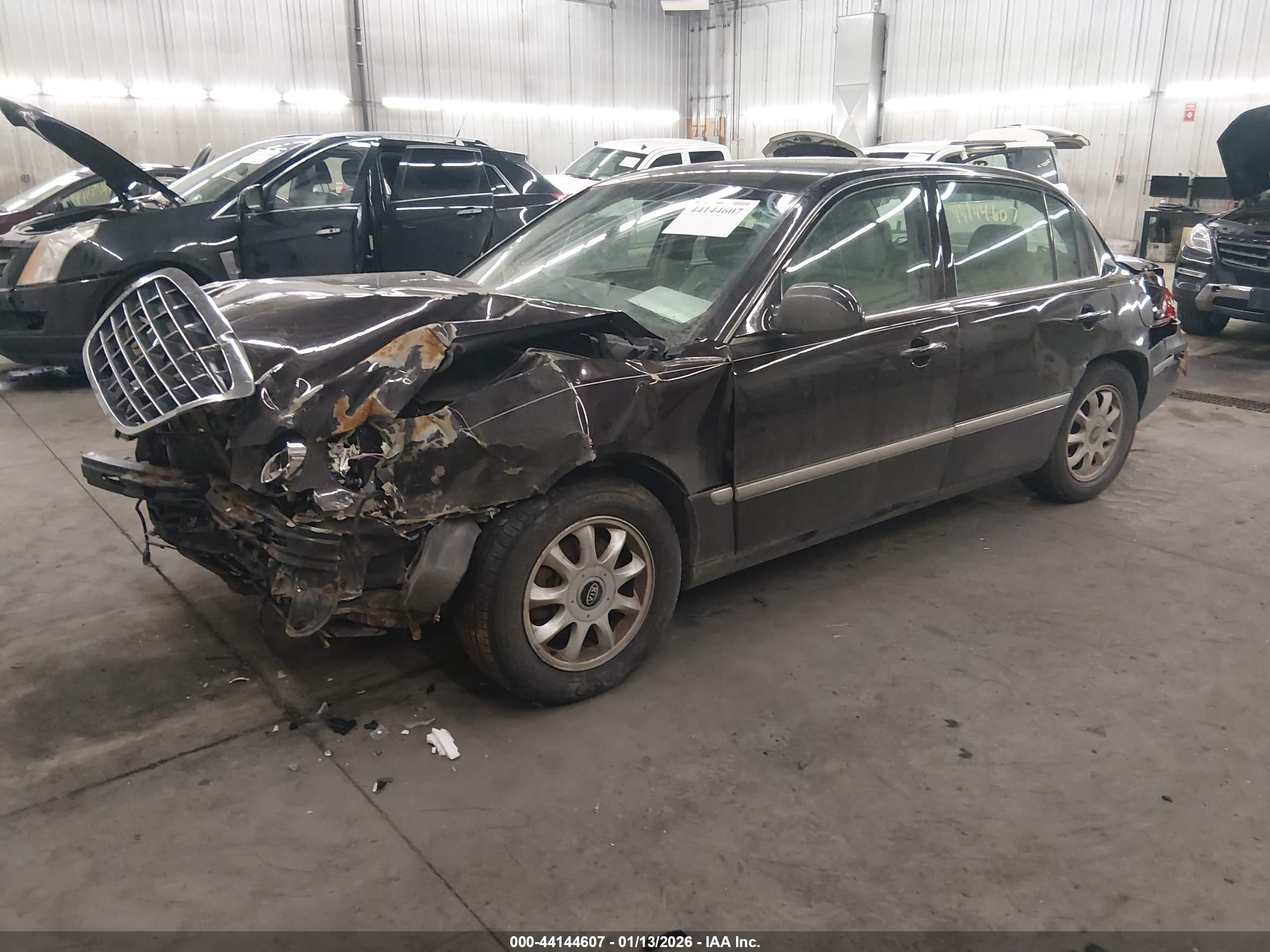 KIA AMANTI image 2