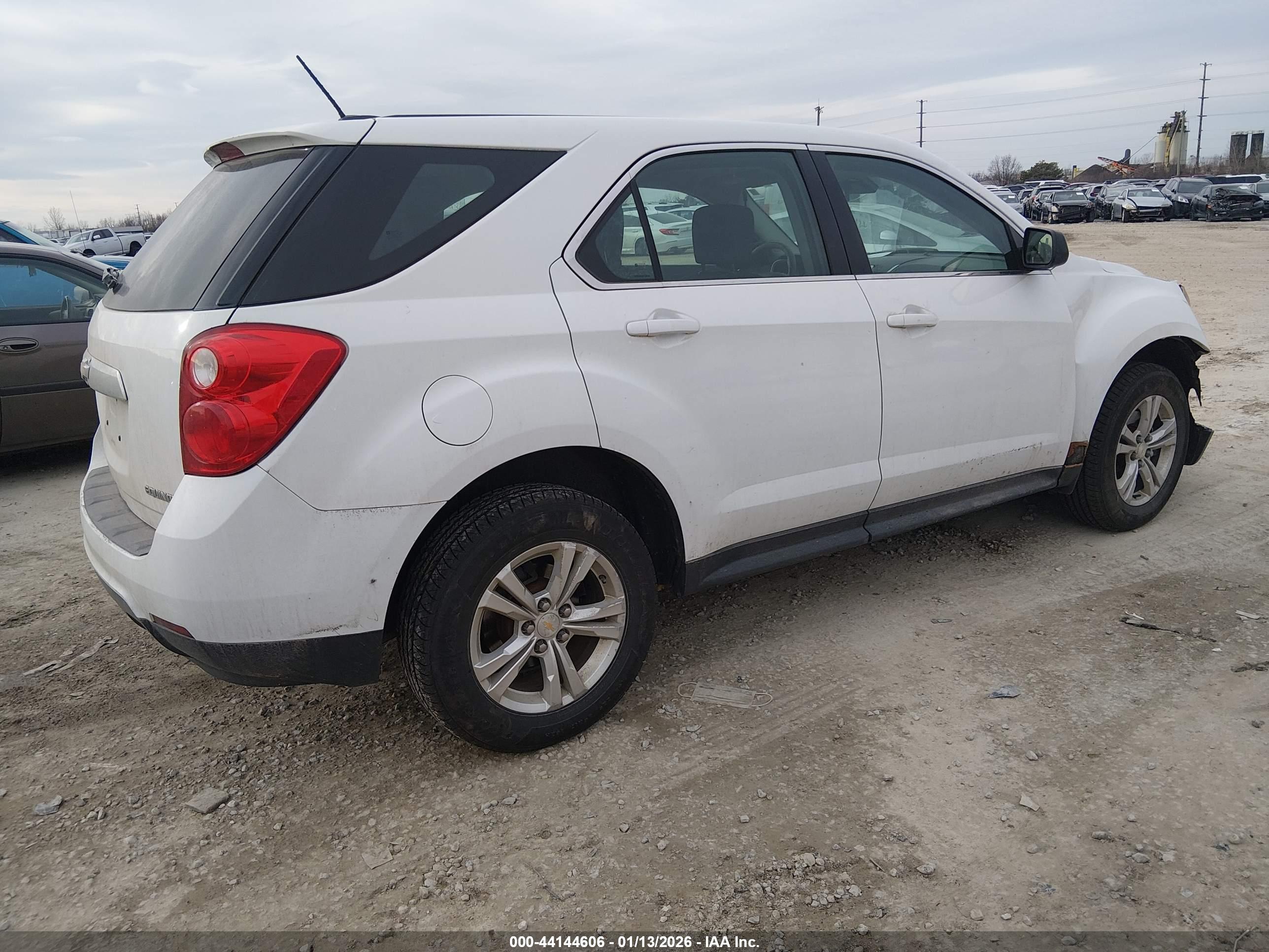 CHEVROLET EQUINOX image 4