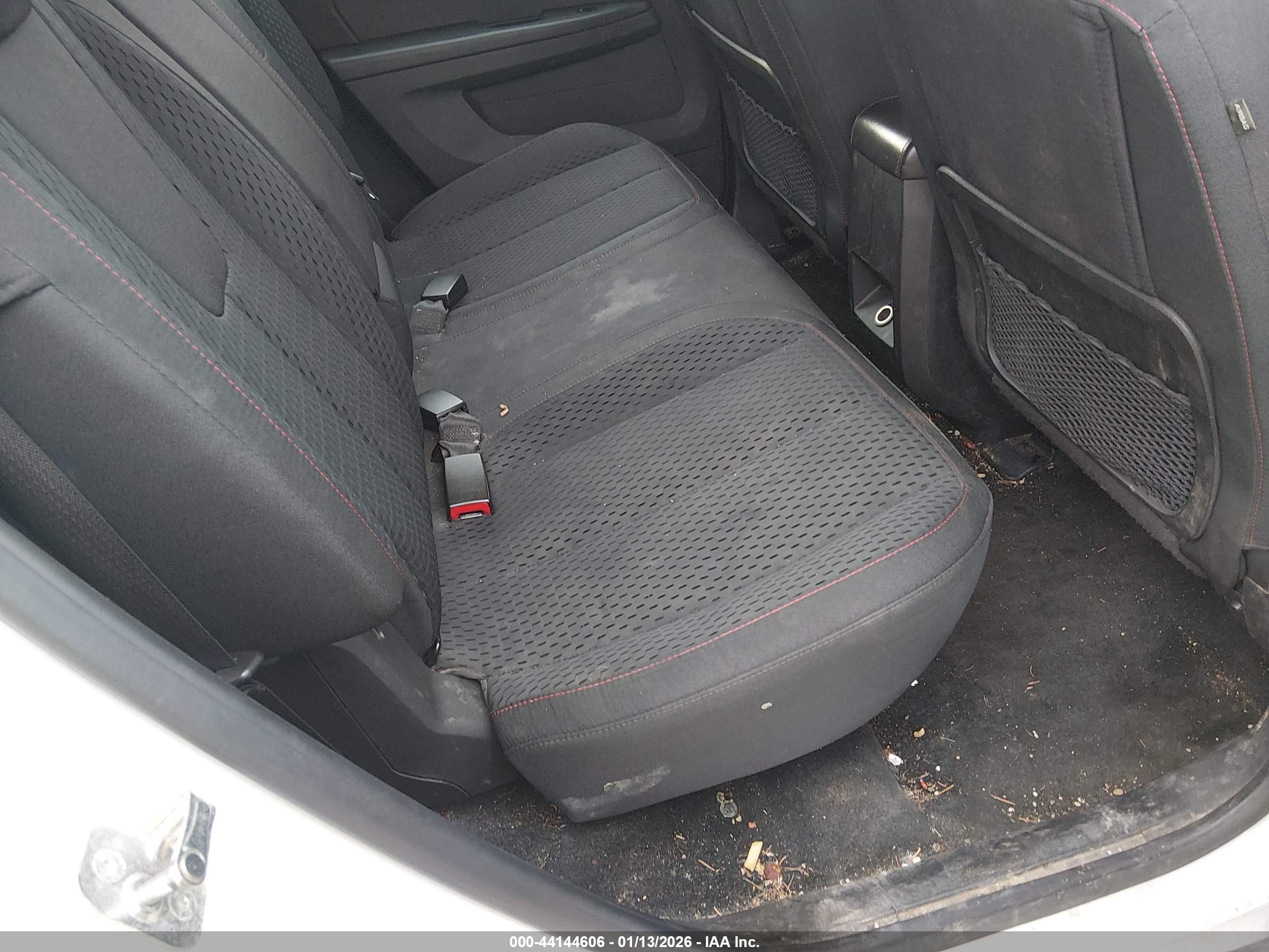 CHEVROLET EQUINOX image 8