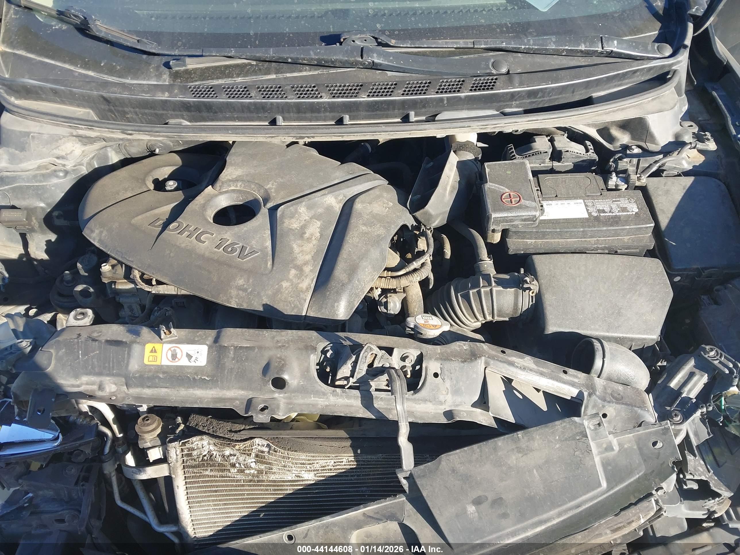 HYUNDAI ELANTRA image 10