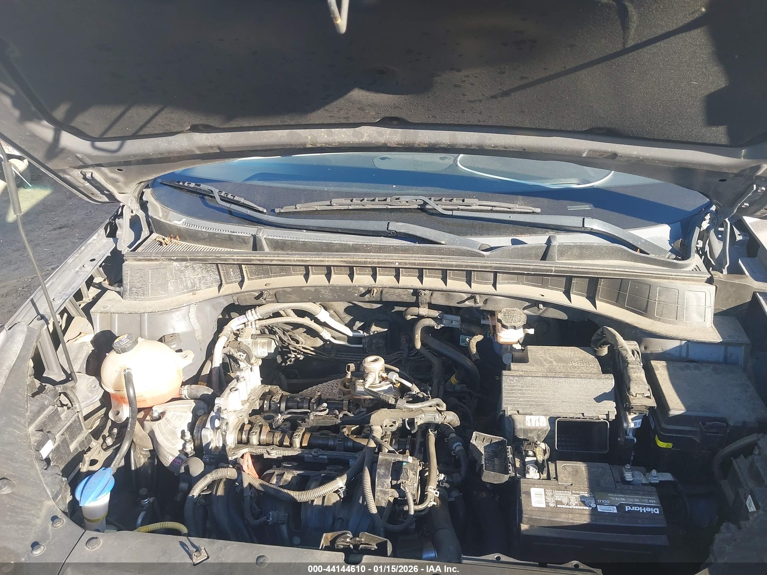 HYUNDAI TUCSON image 10