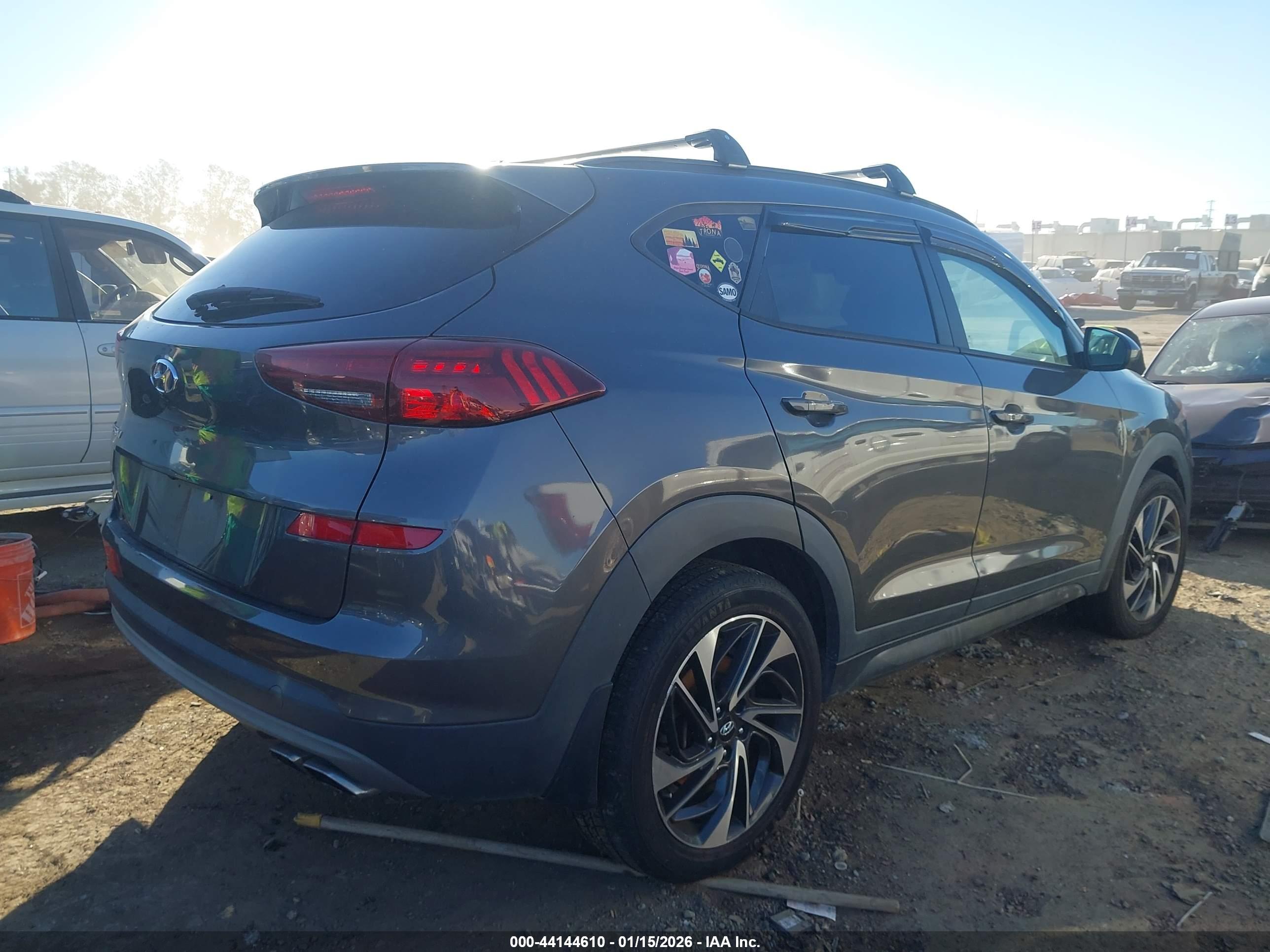 HYUNDAI TUCSON image 4