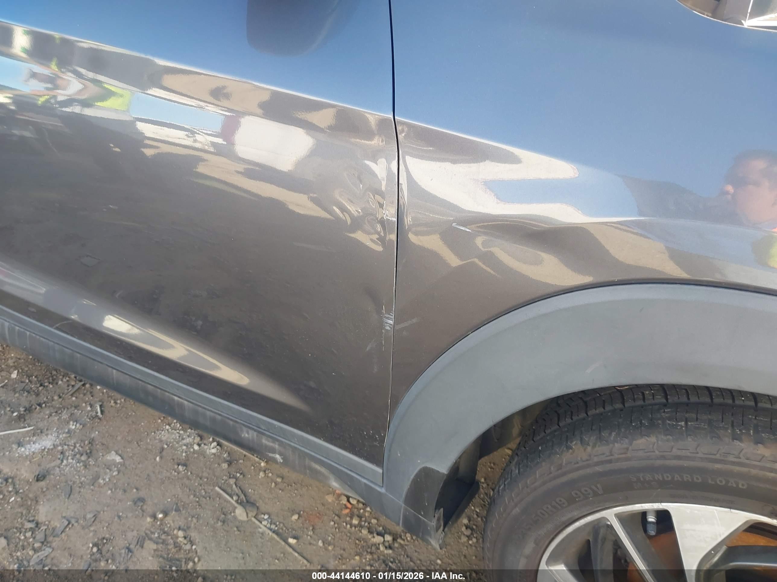 HYUNDAI TUCSON image 6