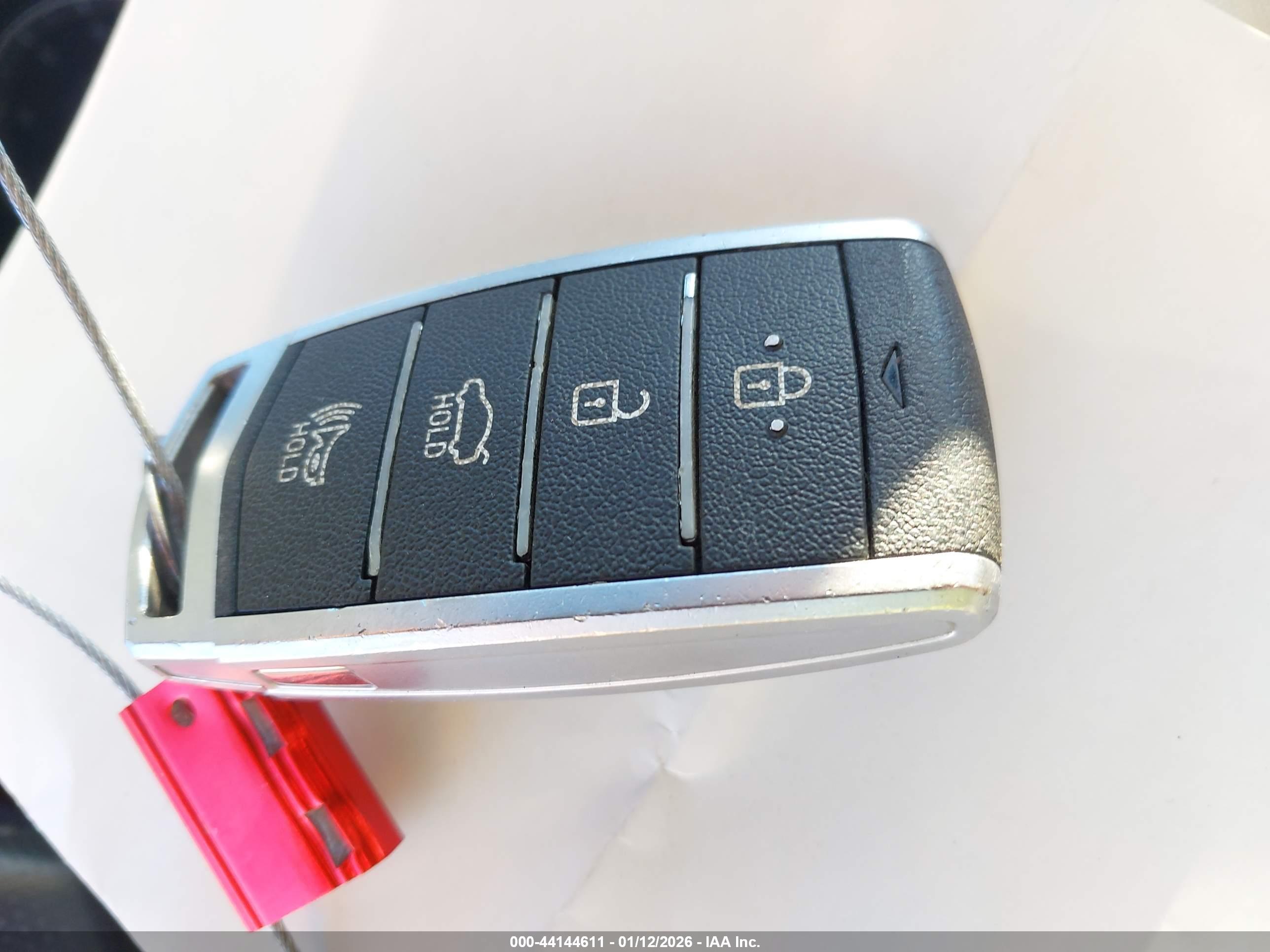 GENESIS G70 image 11