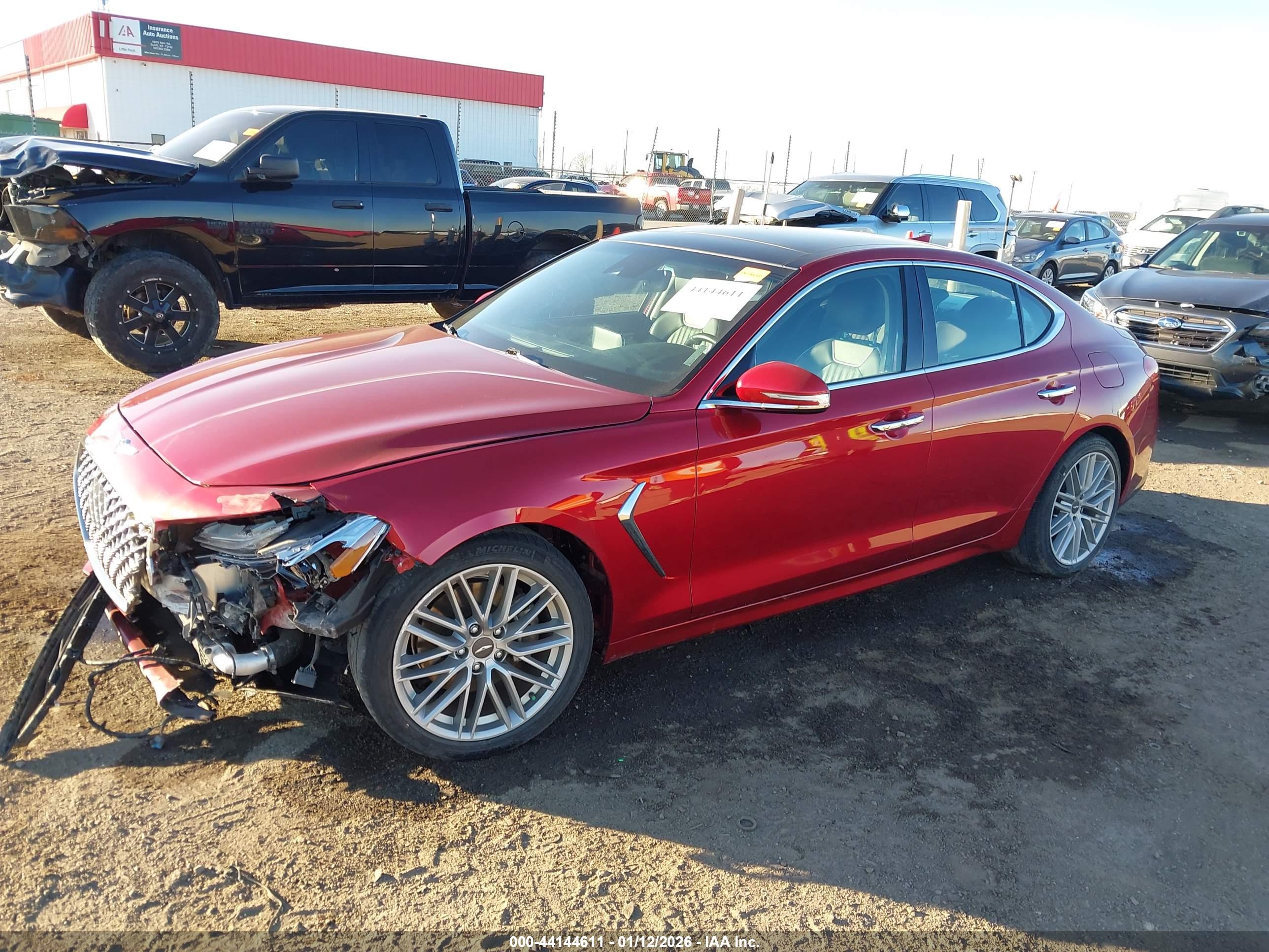 GENESIS G70 image 2