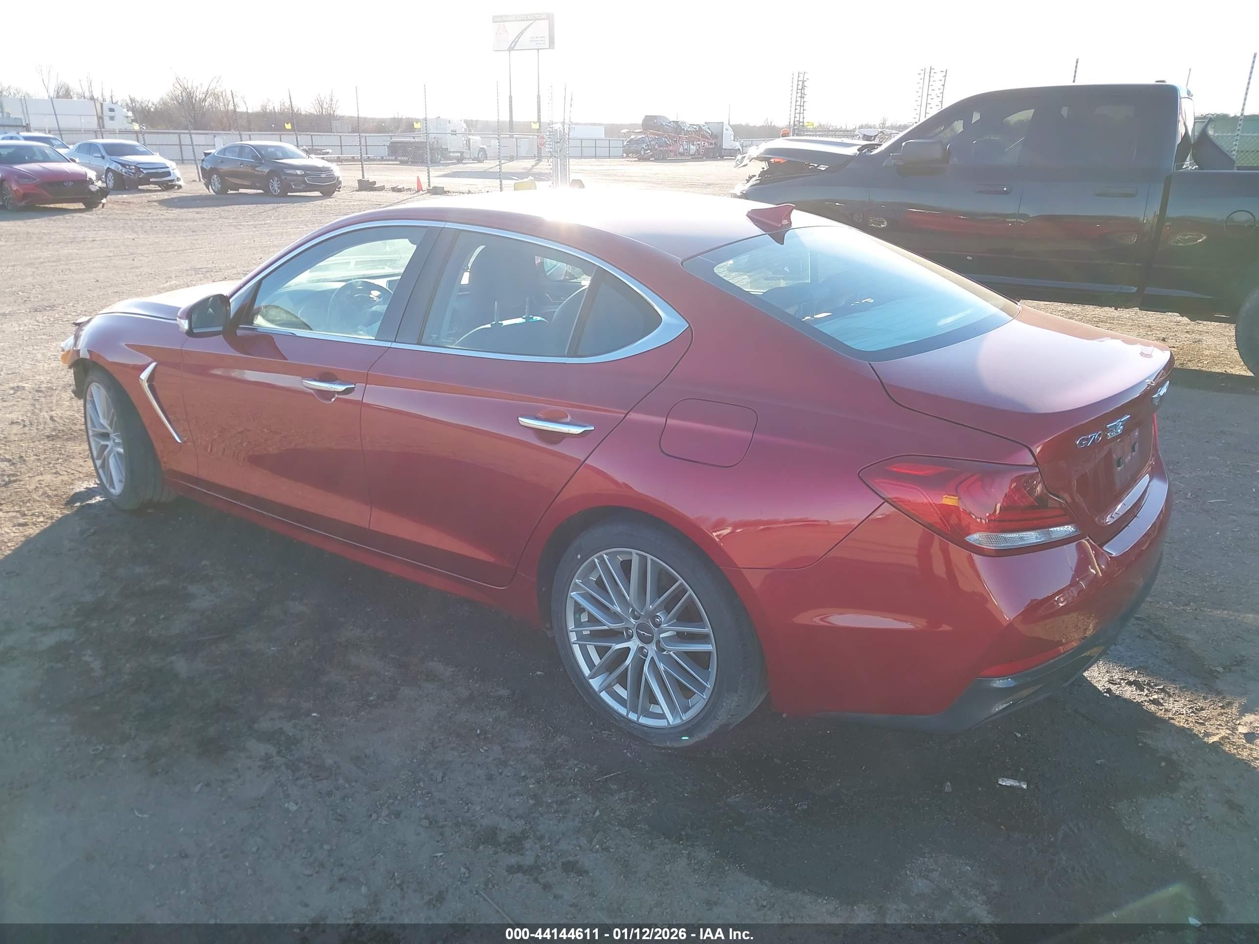 GENESIS G70 image 3