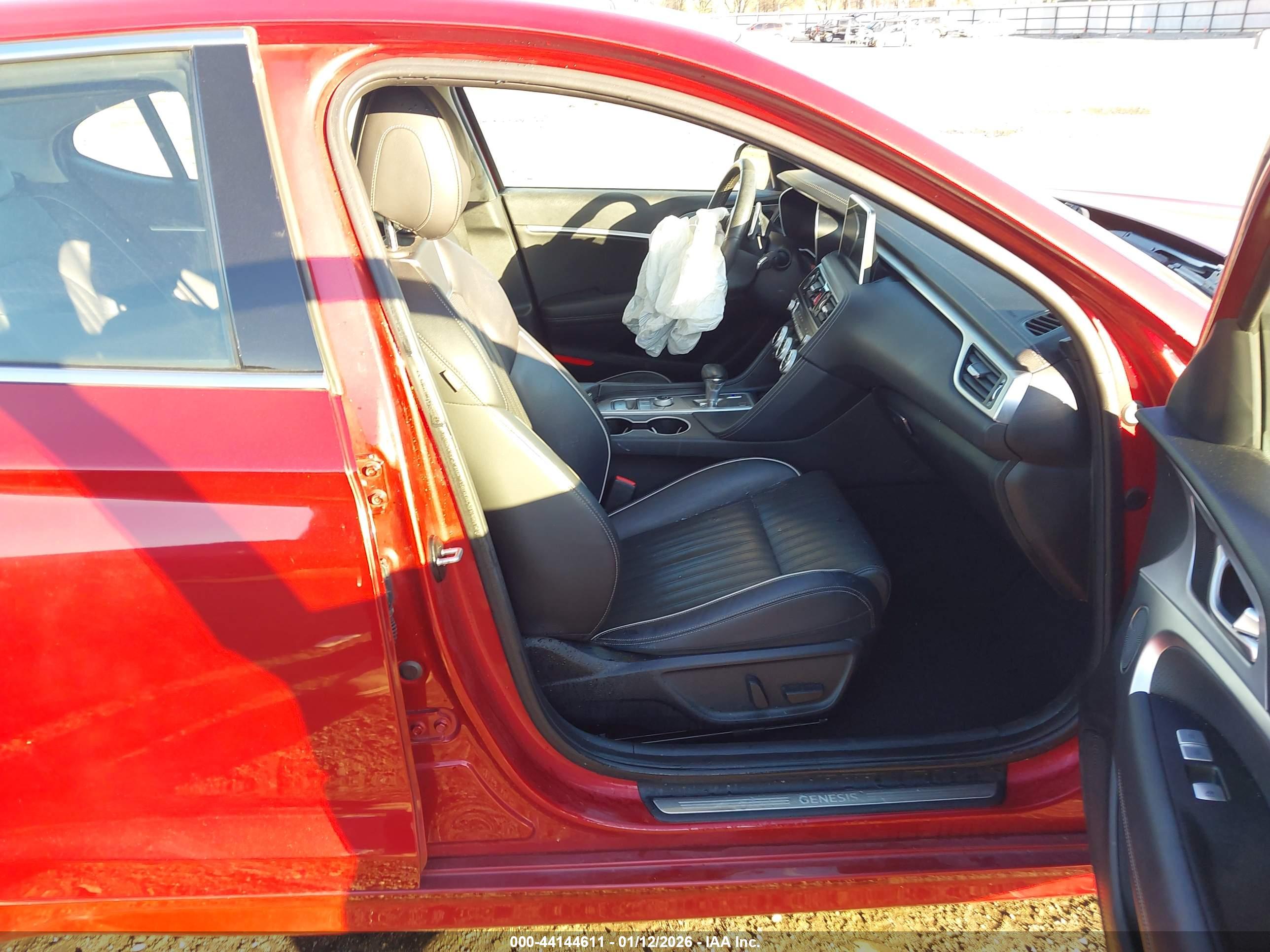 GENESIS G70 image 5