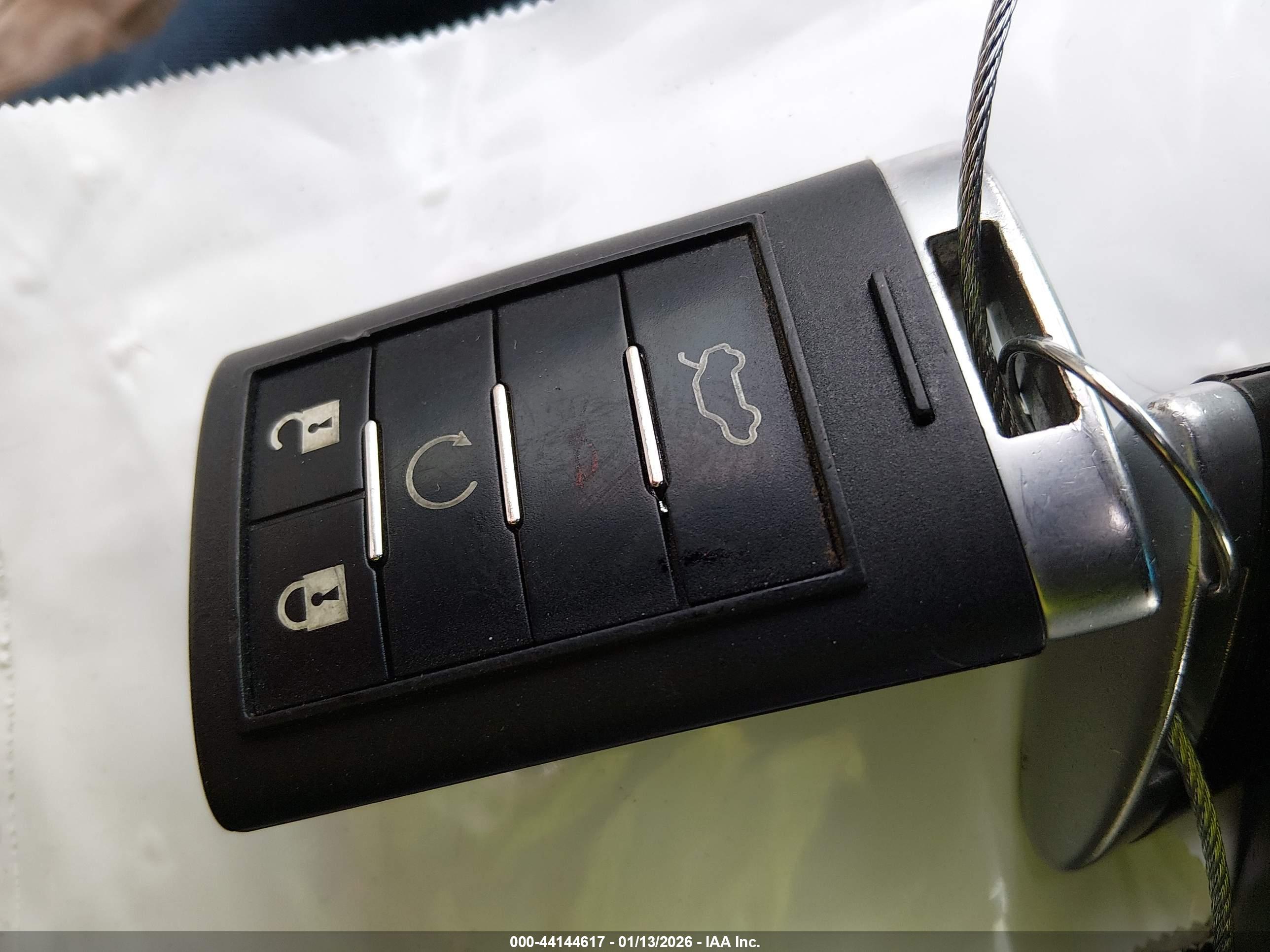 CADILLAC XTS image 11