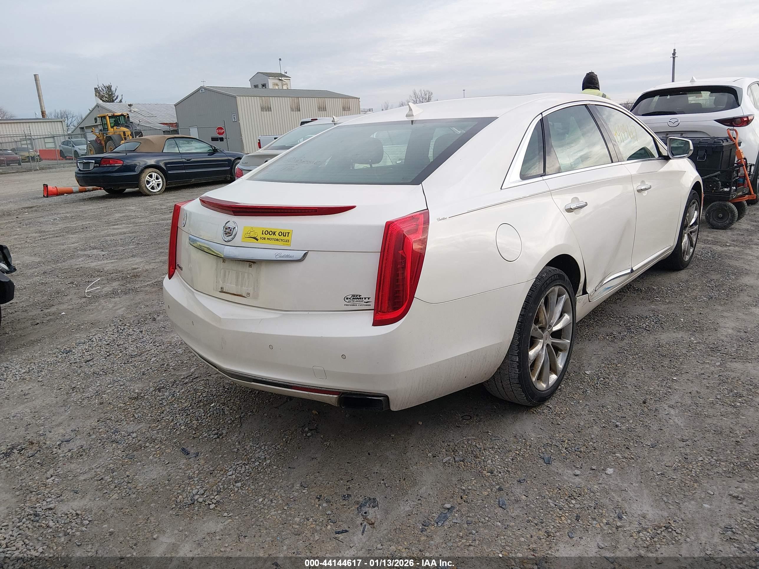 CADILLAC XTS image 4