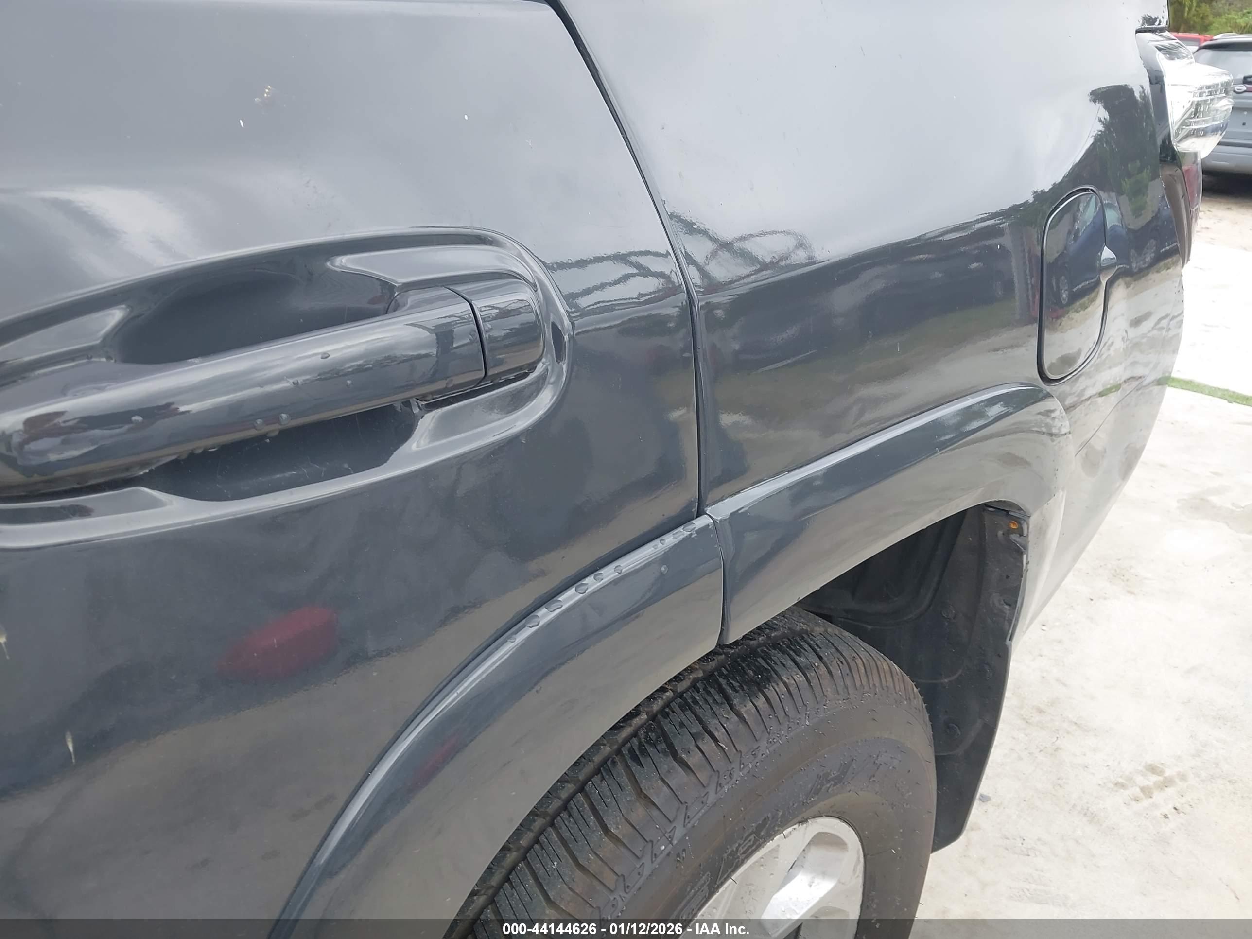 TOYOTA 4RUNNER image 6