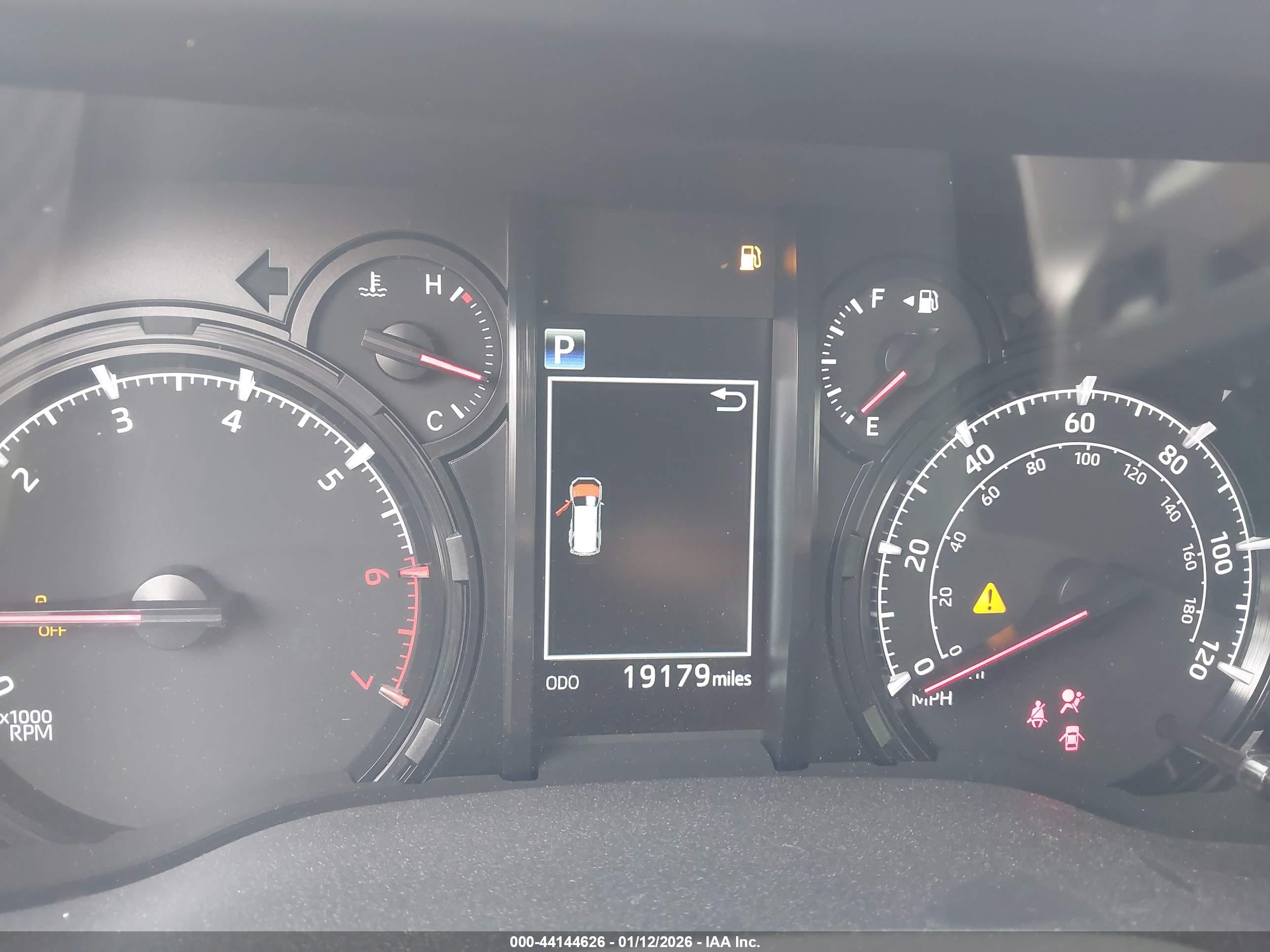 TOYOTA 4RUNNER image 7