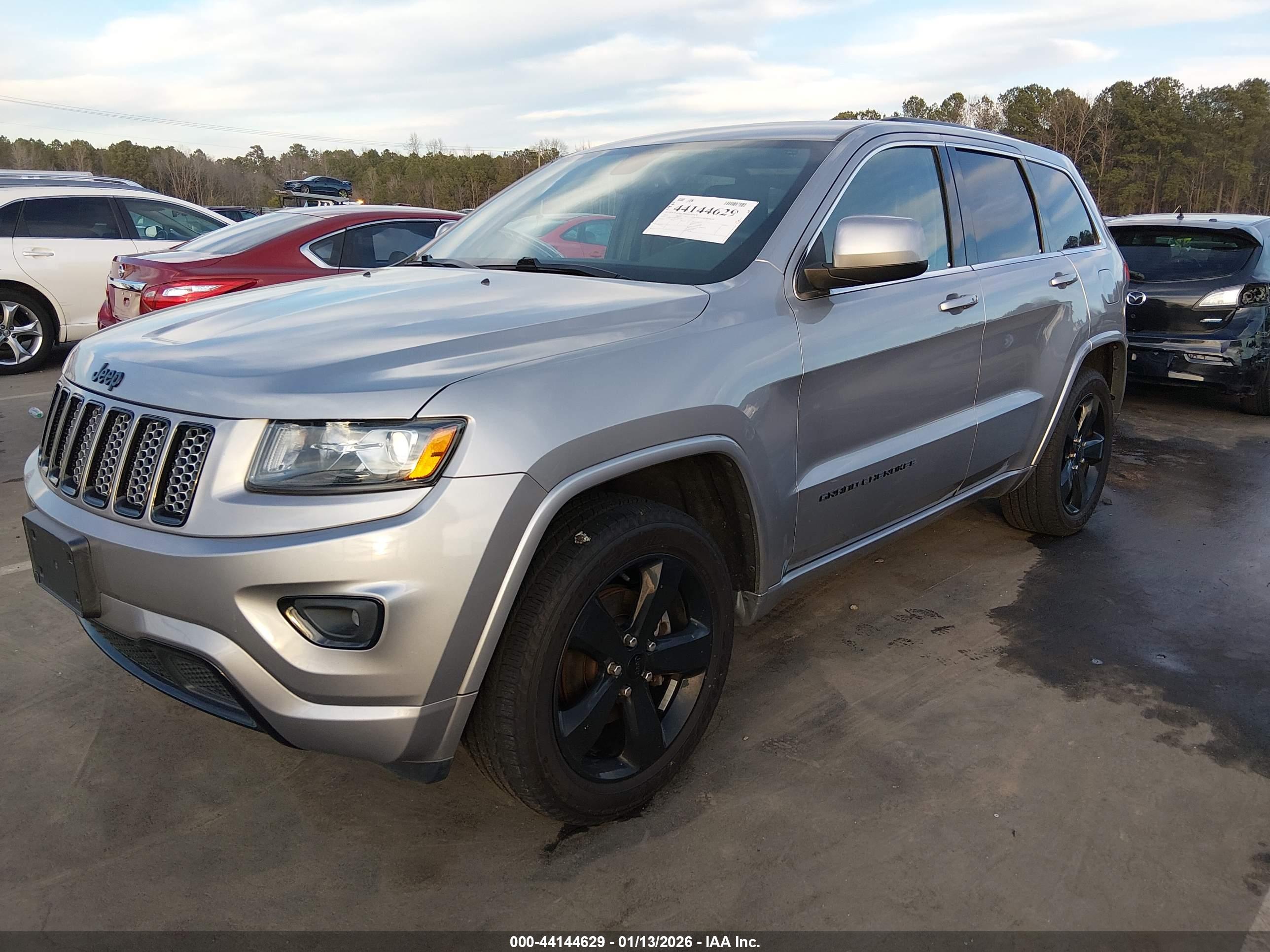 JEEP GRAND image 2