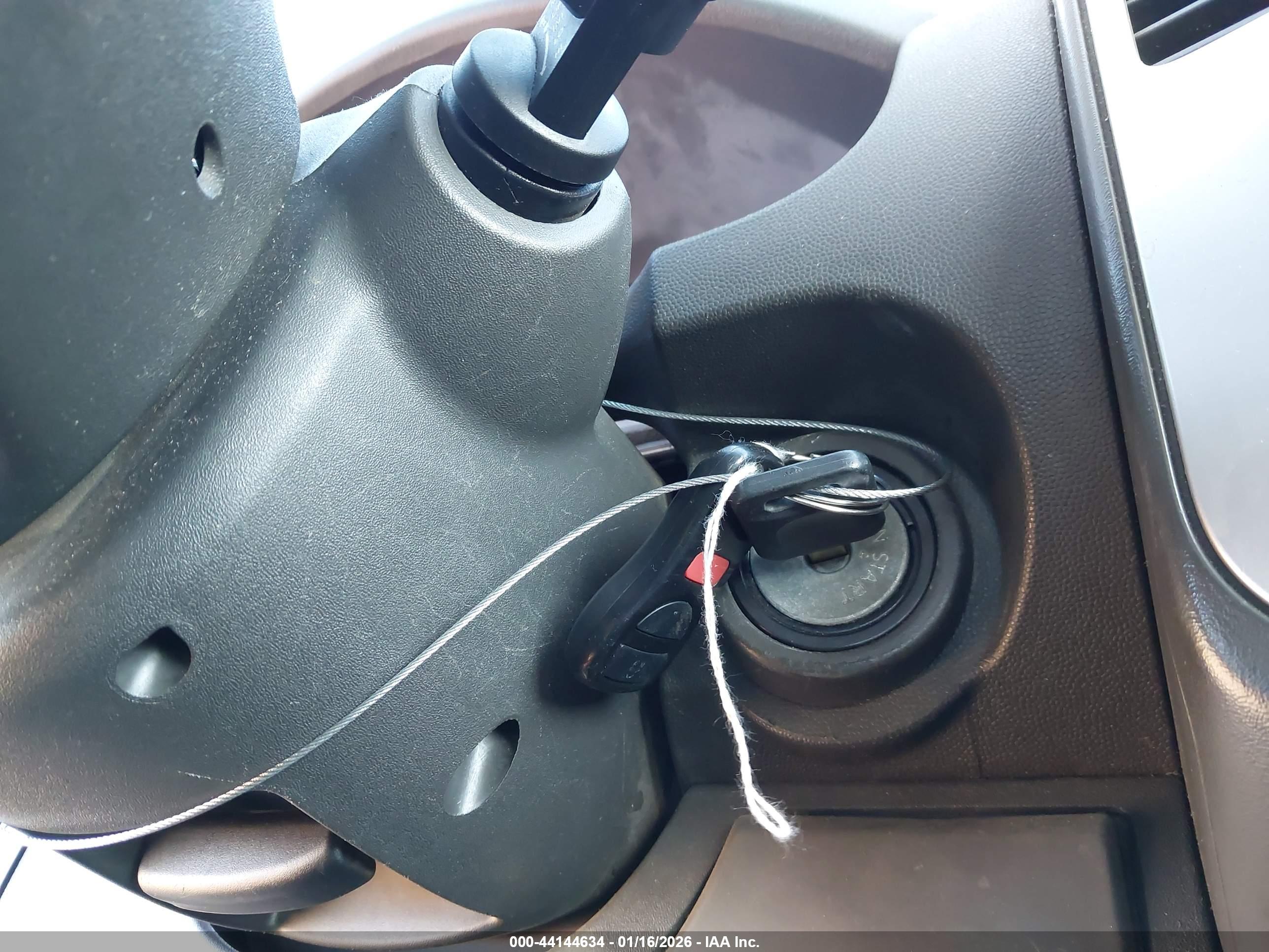 NISSAN FRONTIER image 11