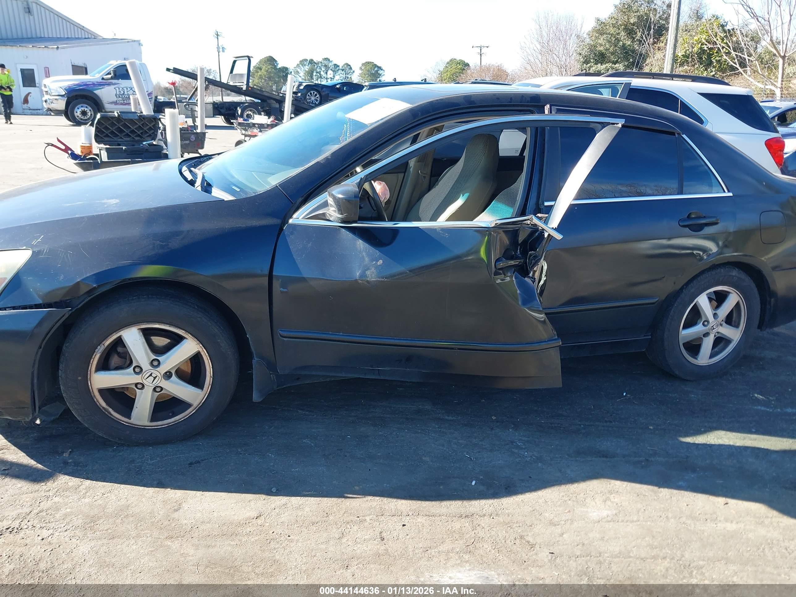 HONDA ACCORD image 6