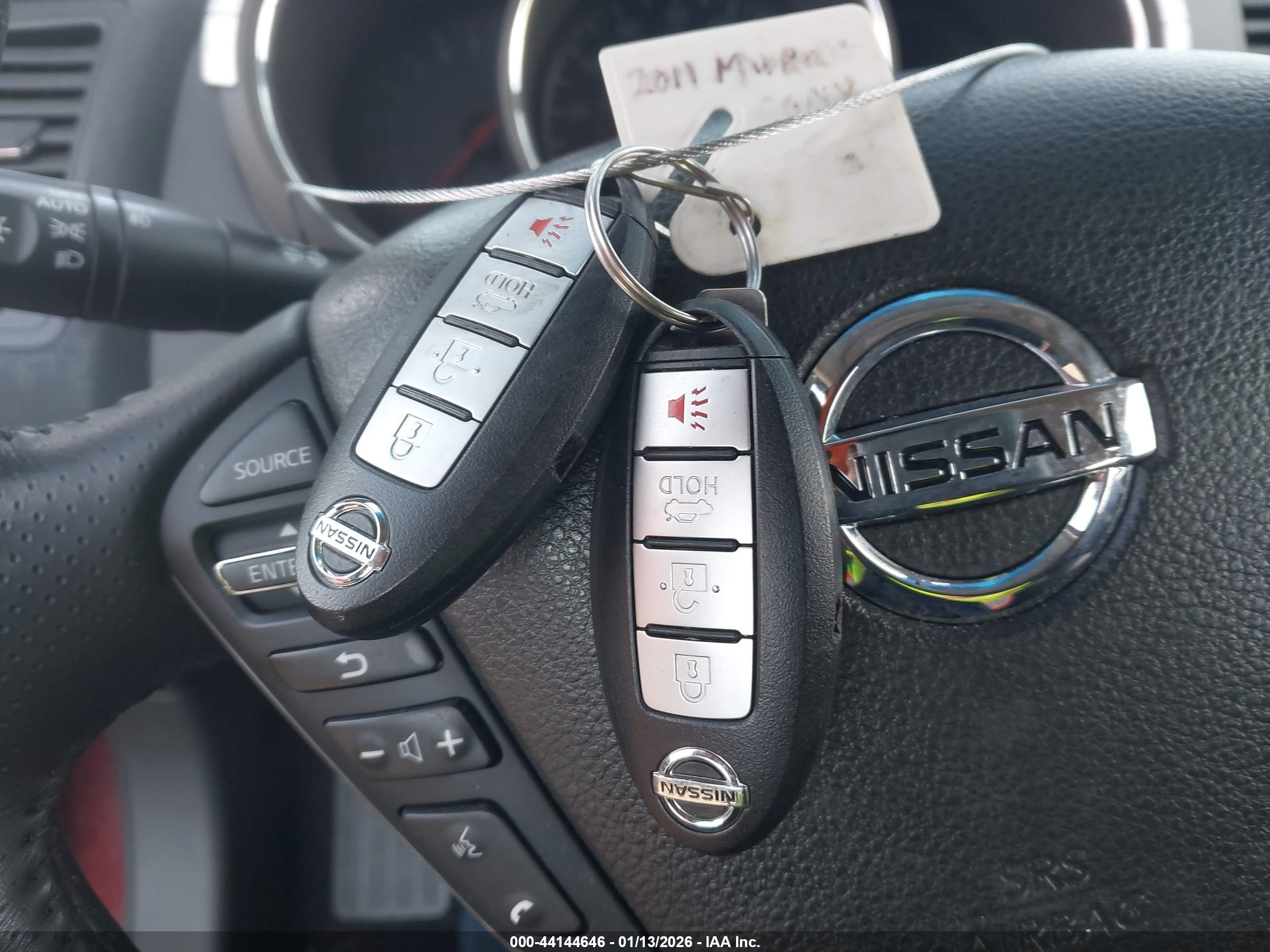 NISSAN MURANO image 11