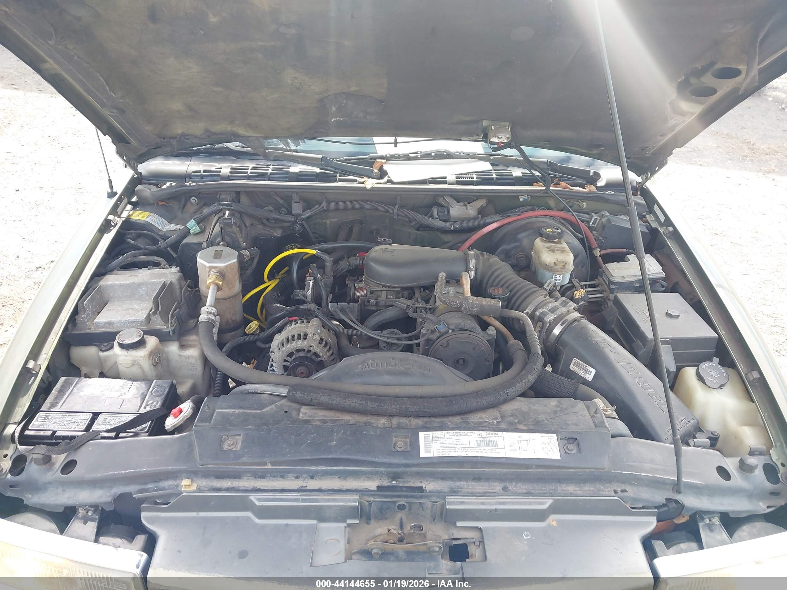CHEVROLET BLAZER image 10