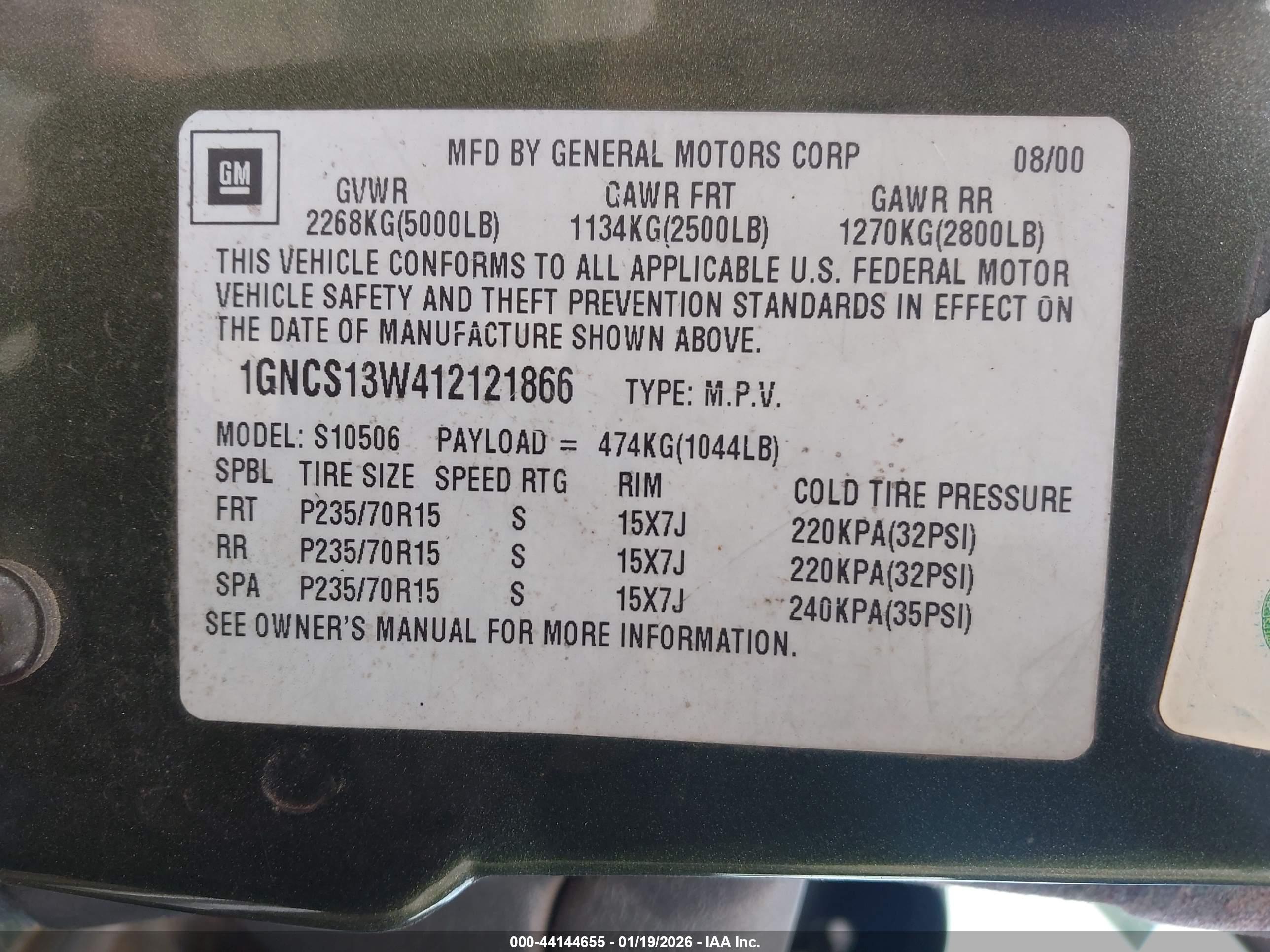 CHEVROLET BLAZER image 9