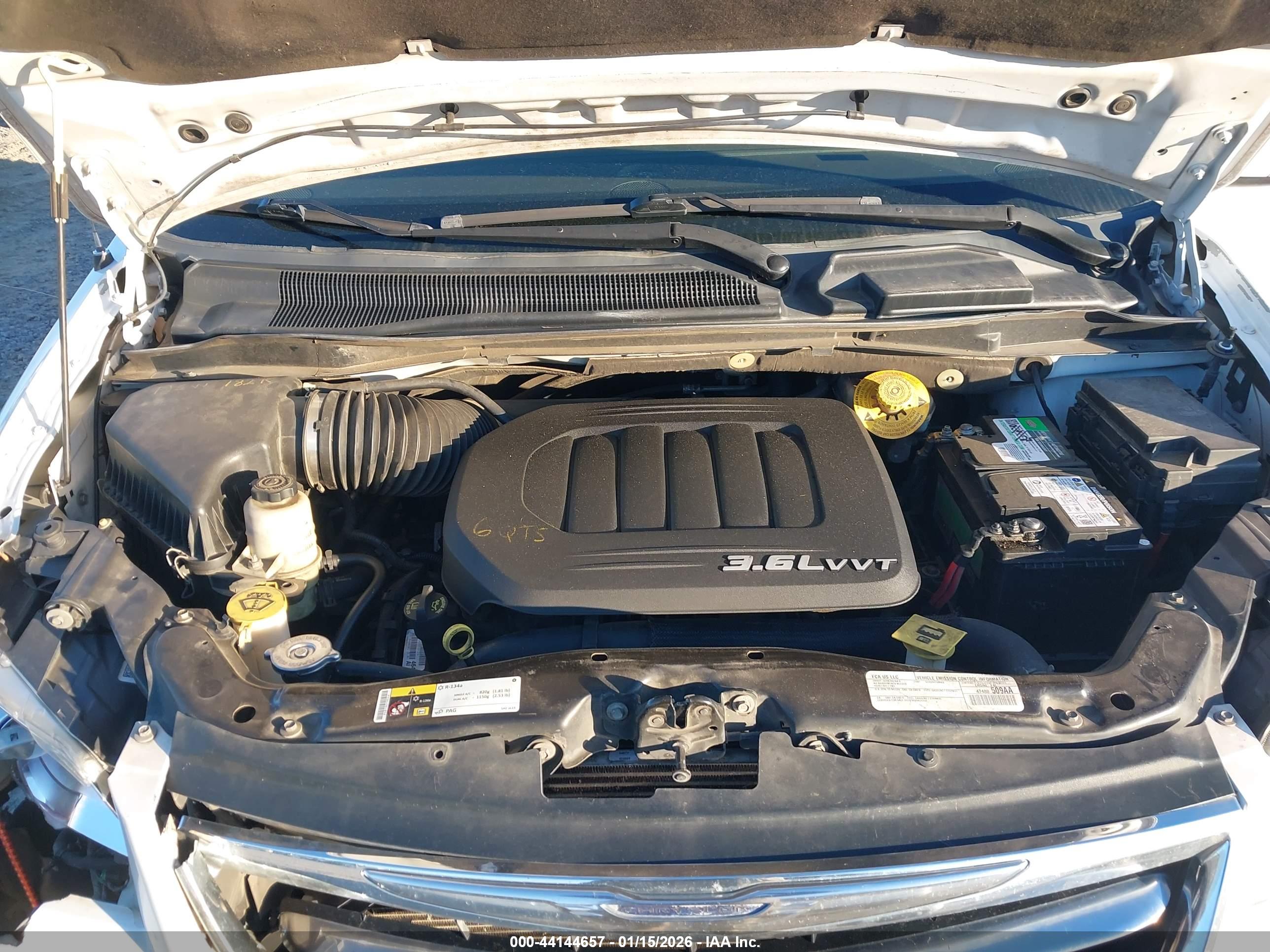 CHRYSLER TOWN image 10