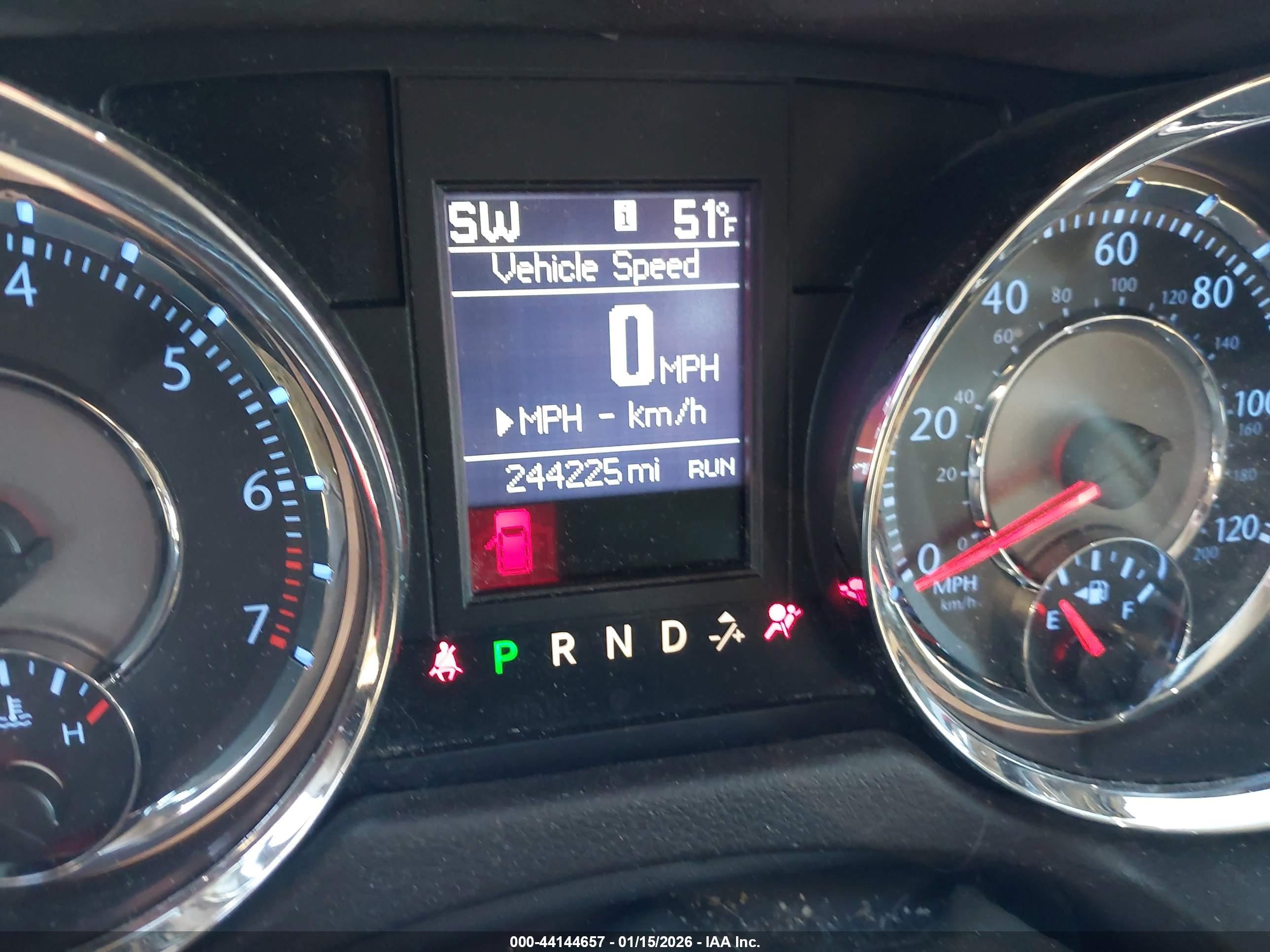 CHRYSLER TOWN image 7