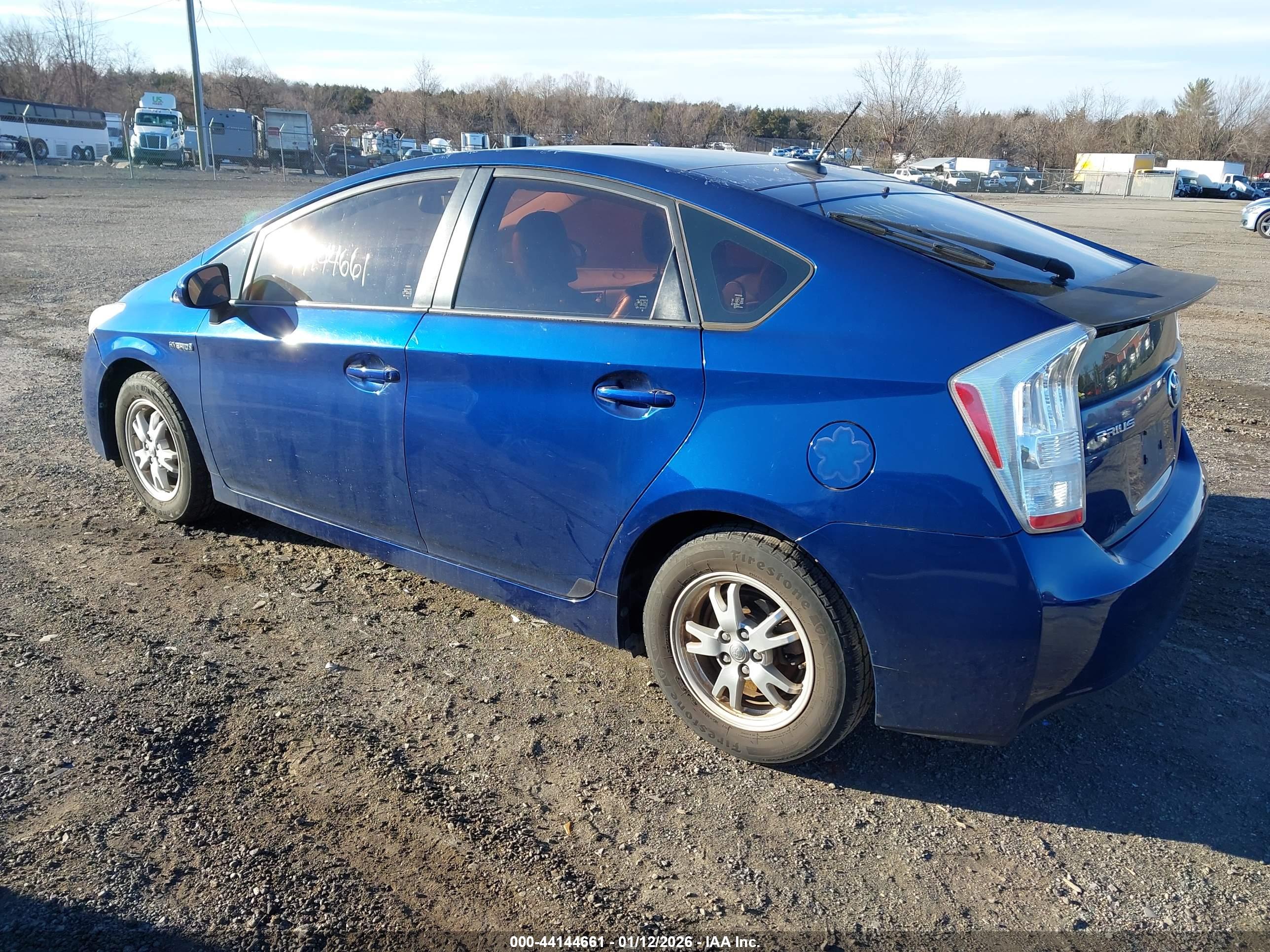 TOYOTA PRIUS image 3