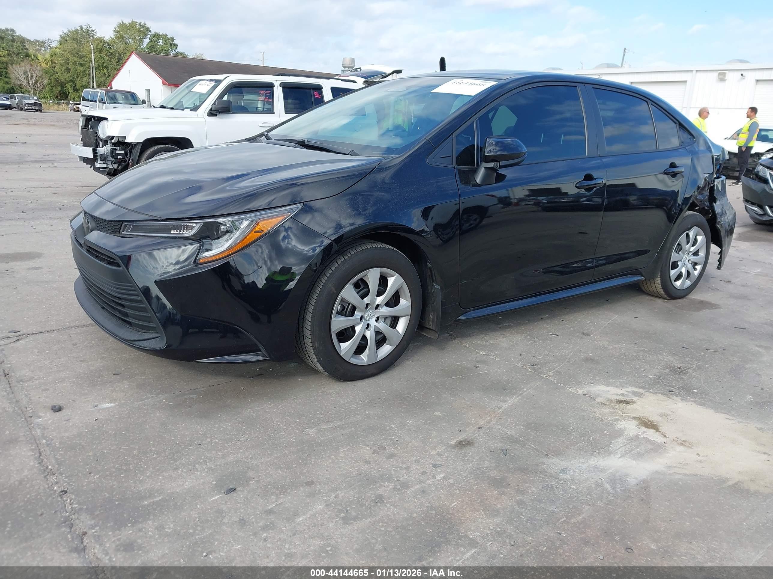 TOYOTA COROLLA image 2