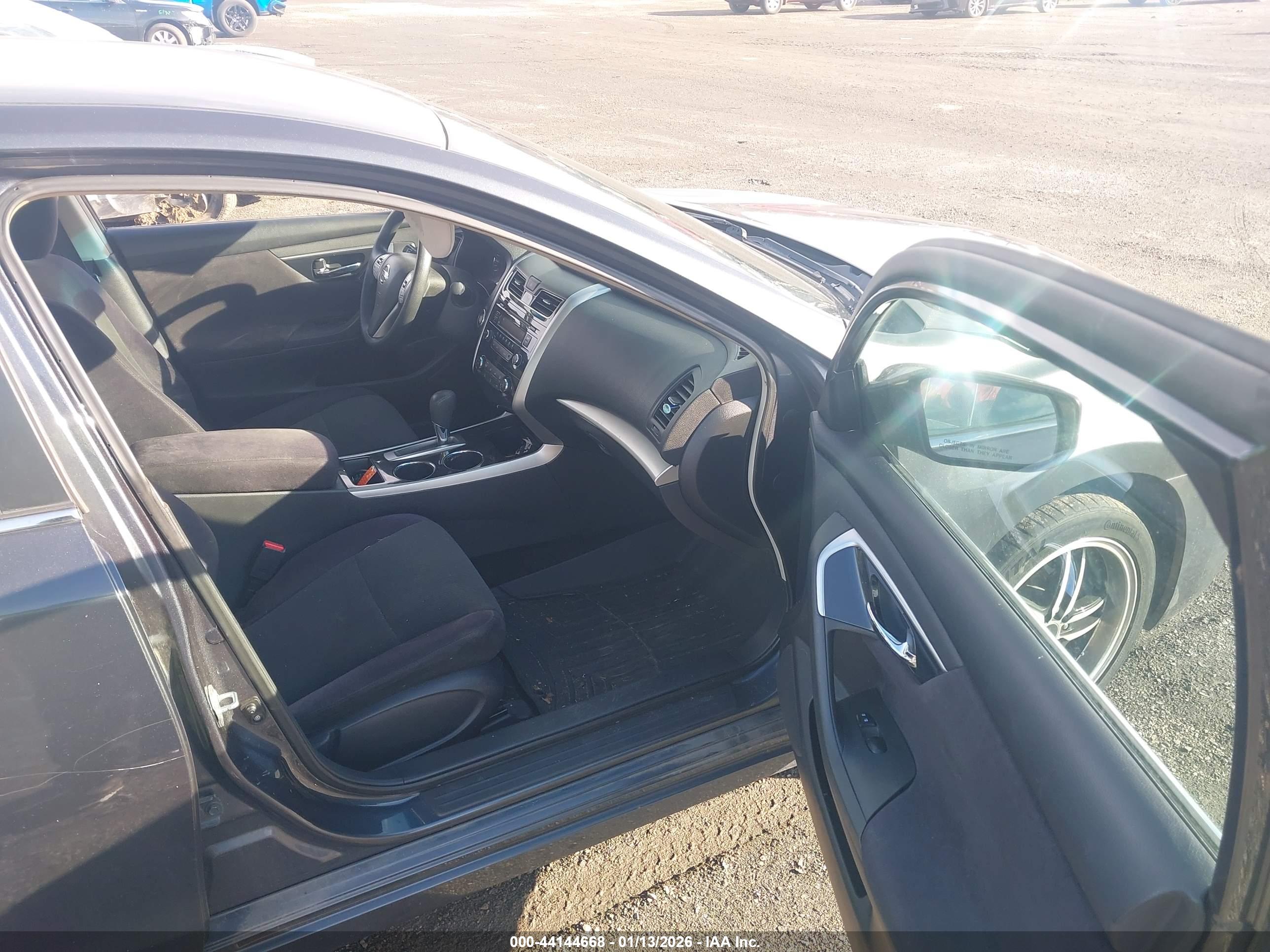 NISSAN ALTIMA image 5