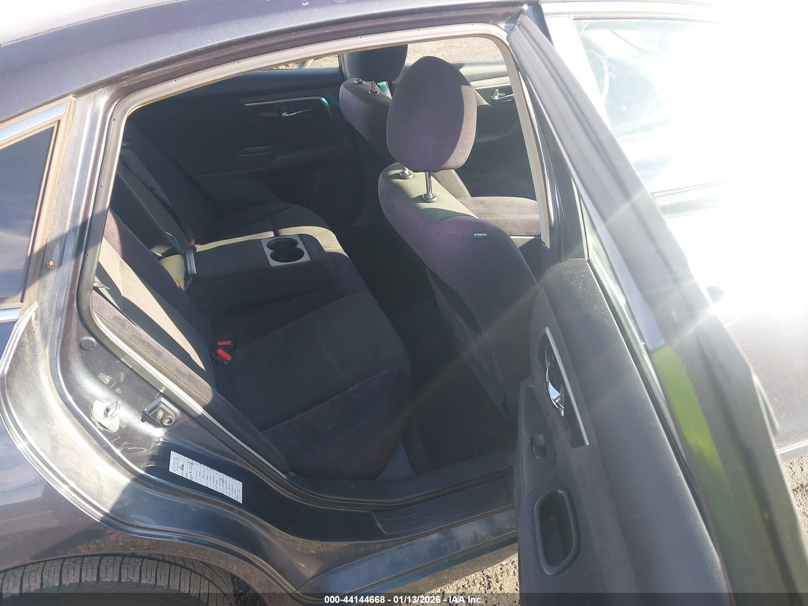 NISSAN ALTIMA image 8