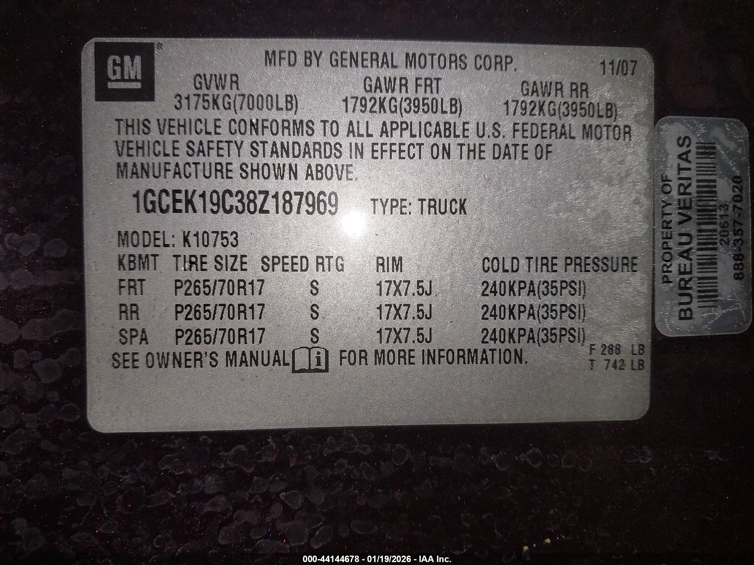 CHEVROLET SILVERADO image 9