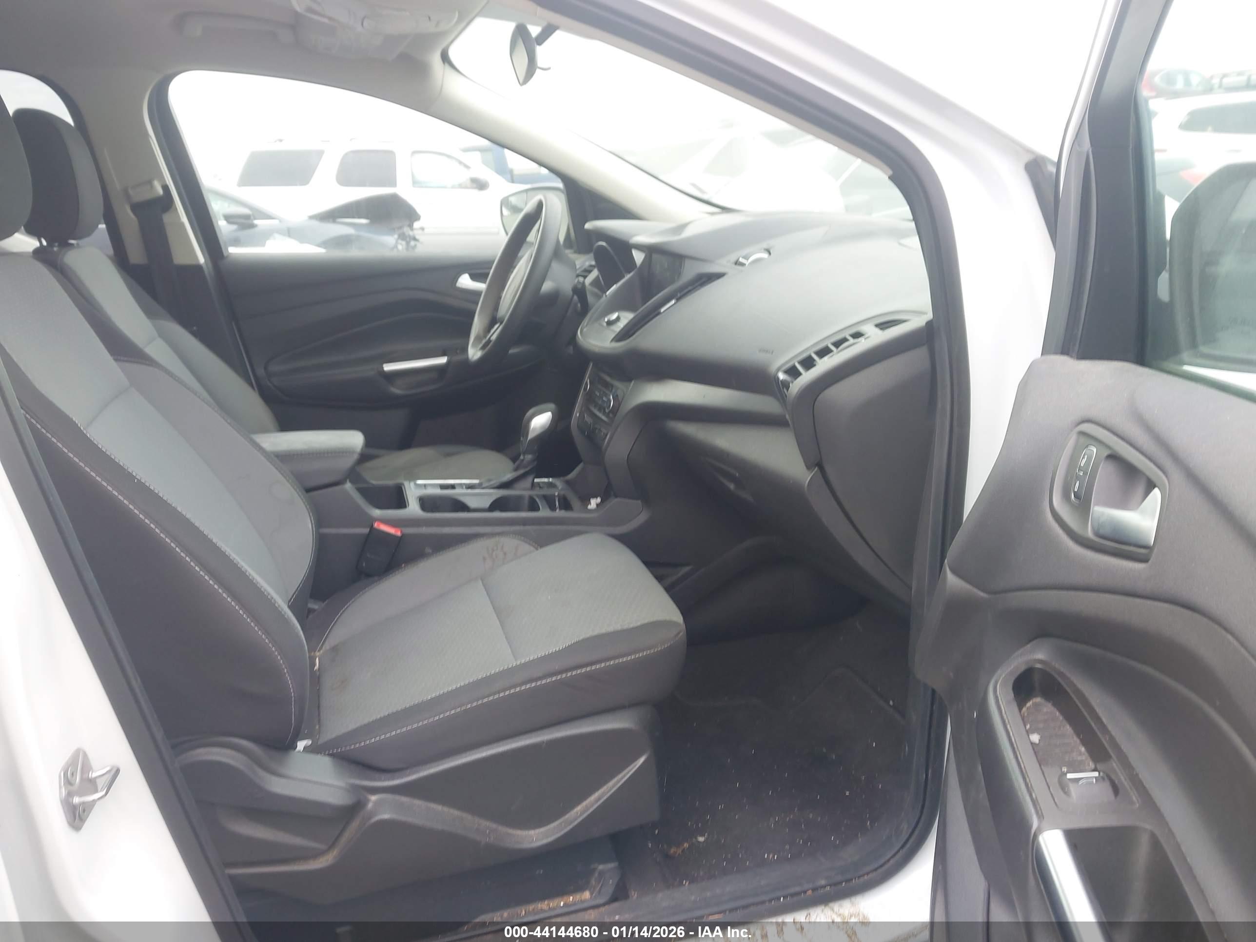 FORD ESCAPE image 5