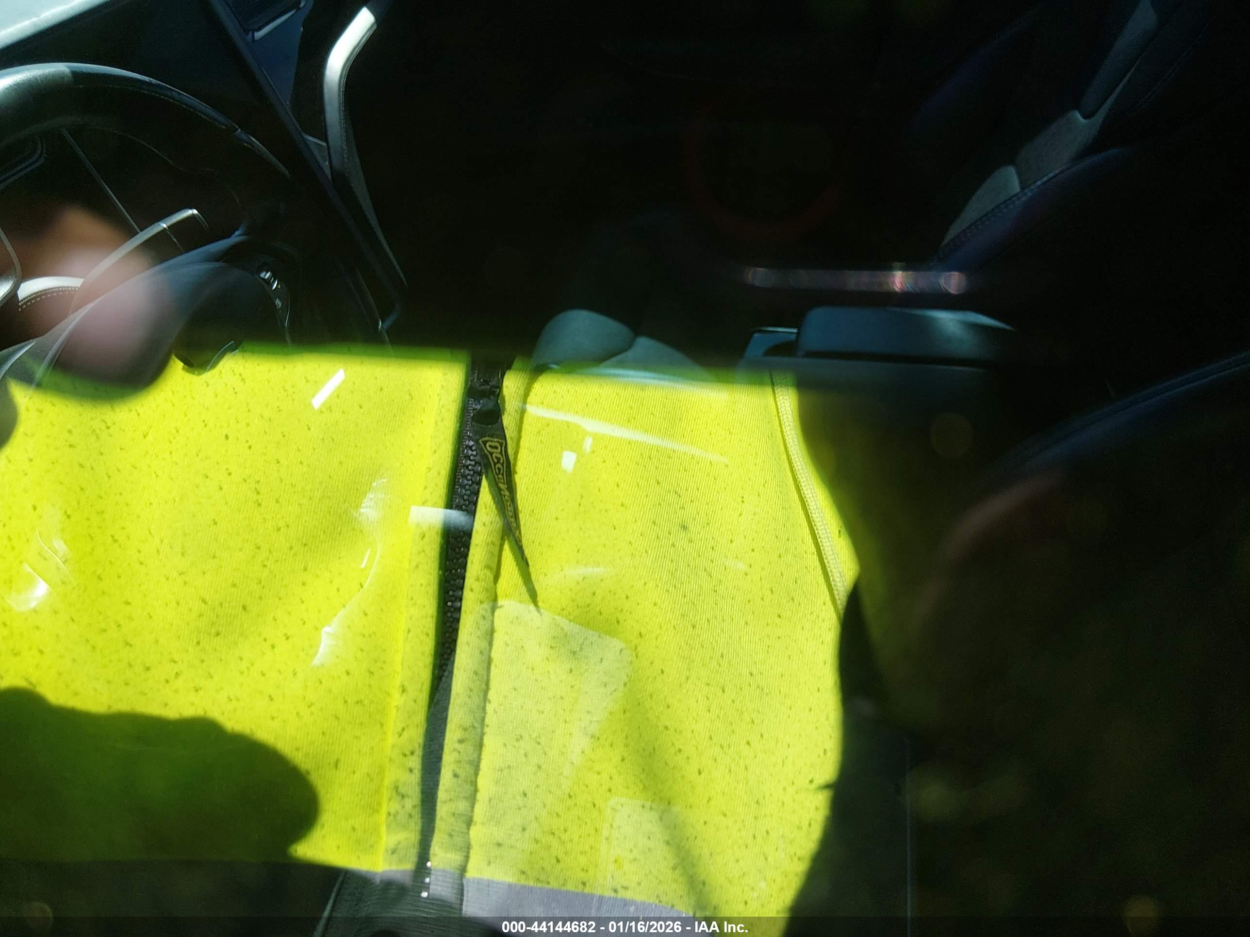 TESLA MODEL image 7