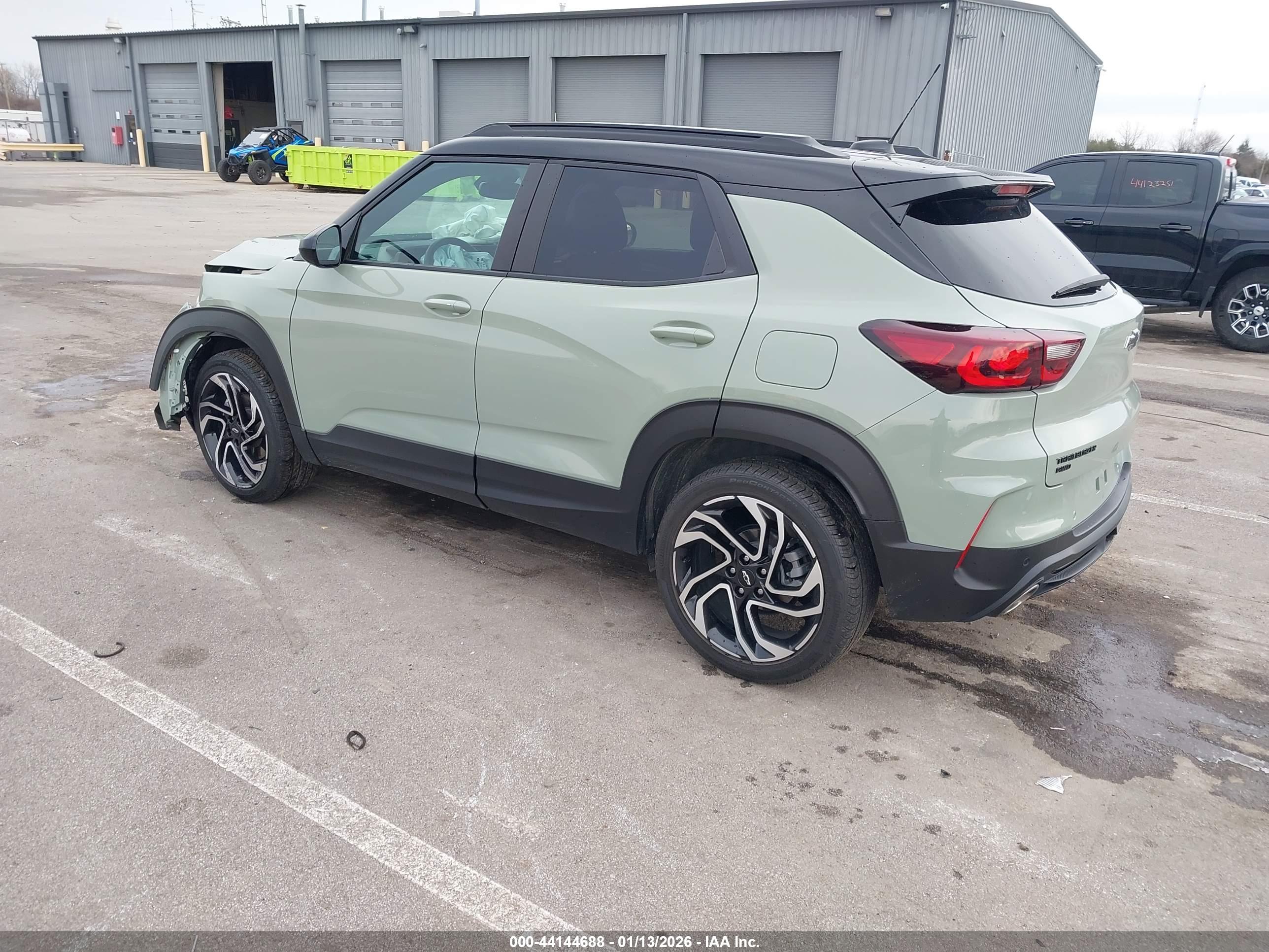CHEVROLET TRAILBLAZER image 3