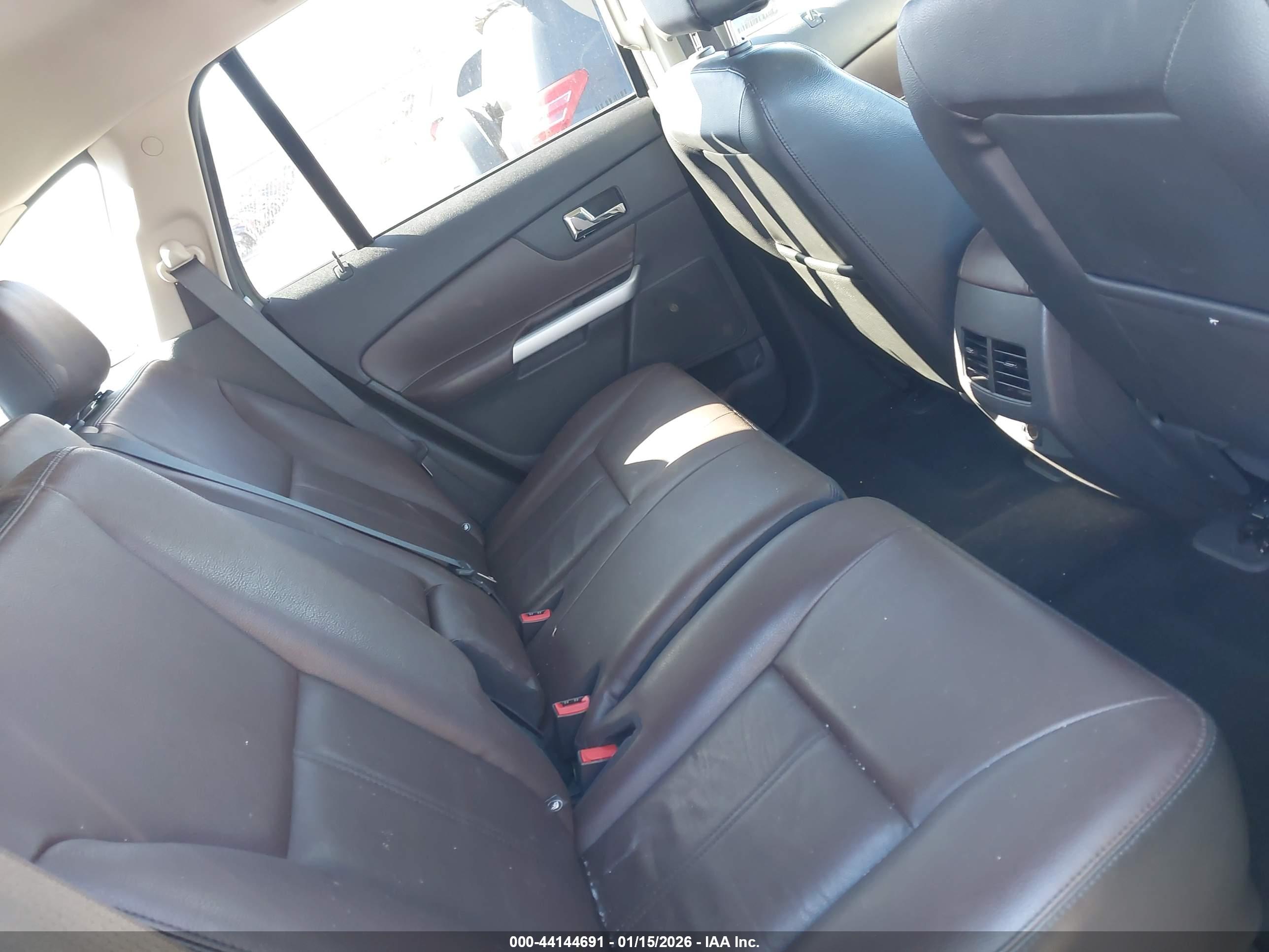 FORD EDGE image 8