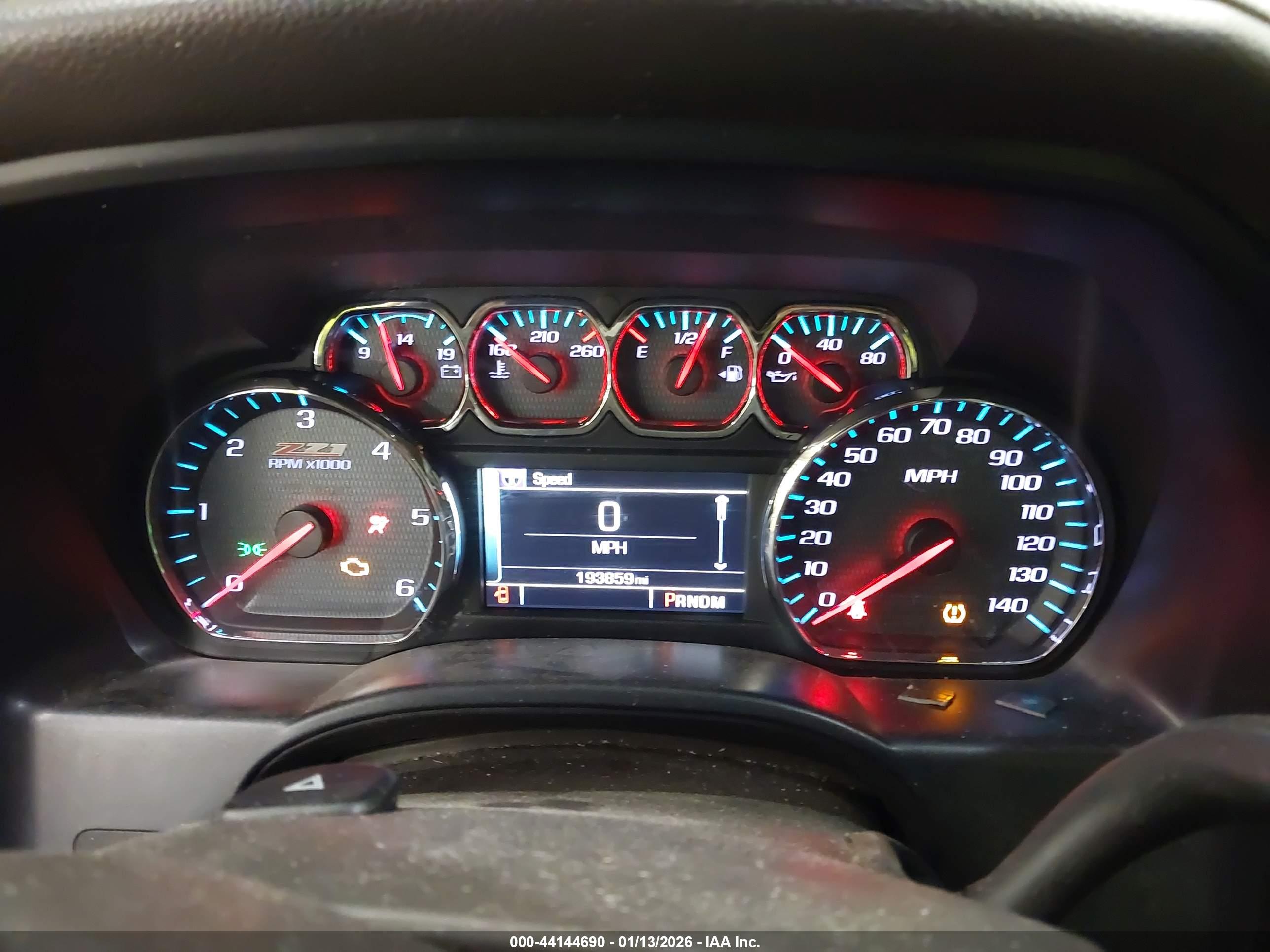 CHEVROLET SILVERADO image 7