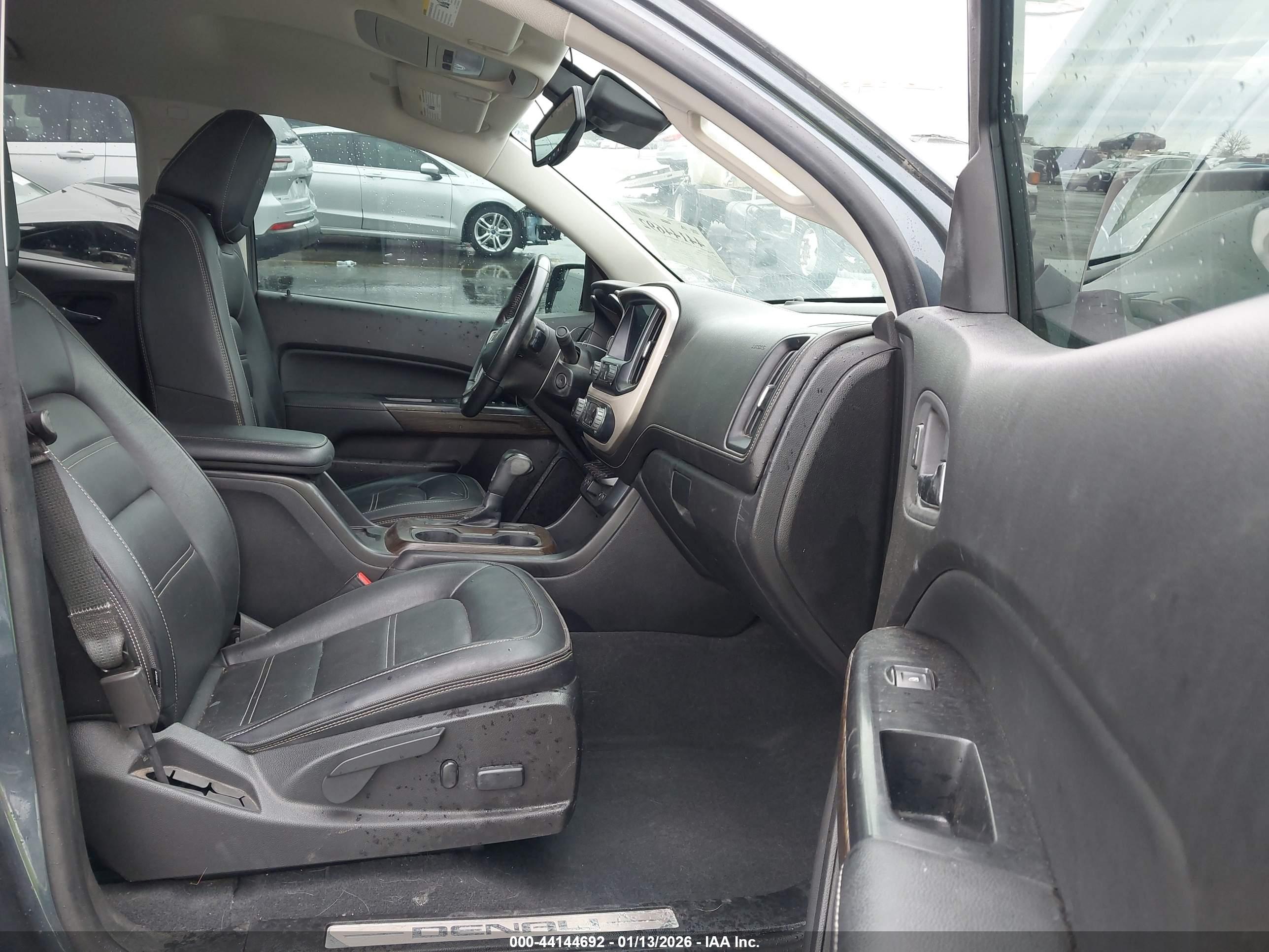 GMC CANYON image 5
