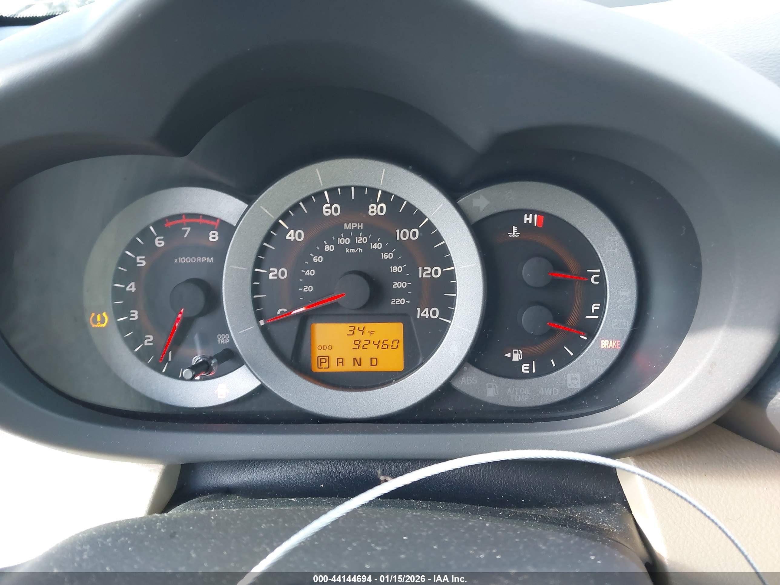 TOYOTA RAV4 image 7
