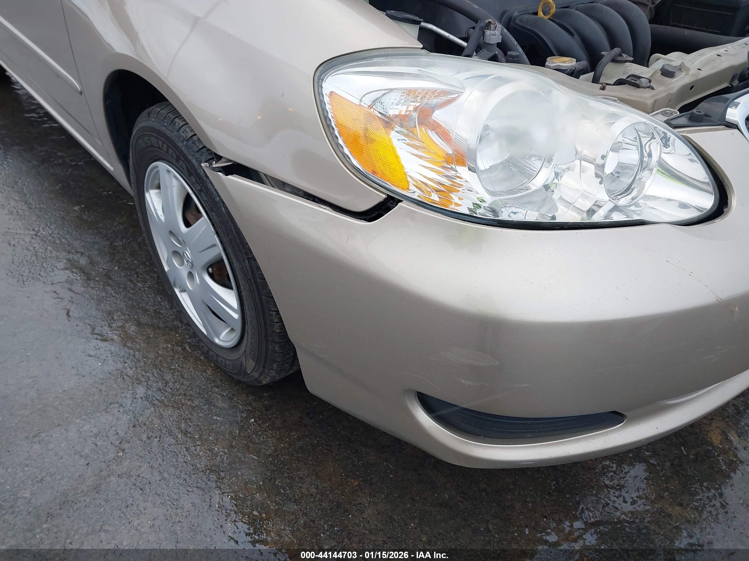TOYOTA COROLLA image 6
