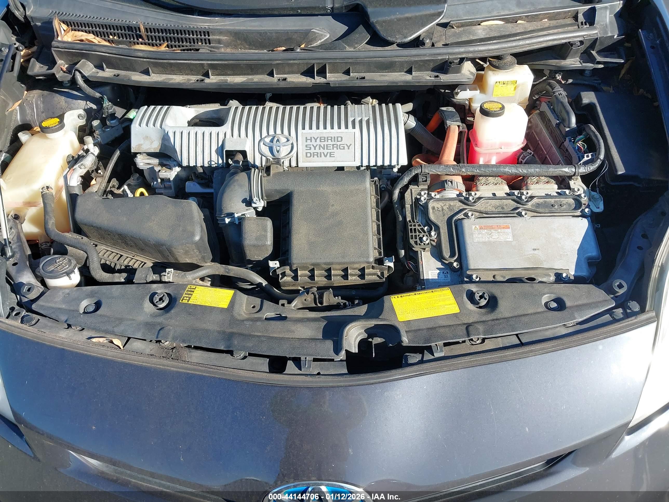 TOYOTA PRIUS image 10