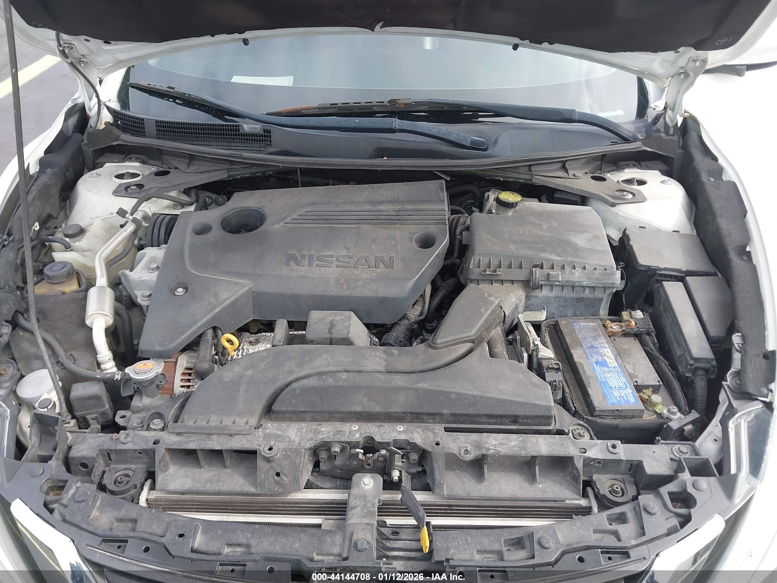 NISSAN ALTIMA image 10