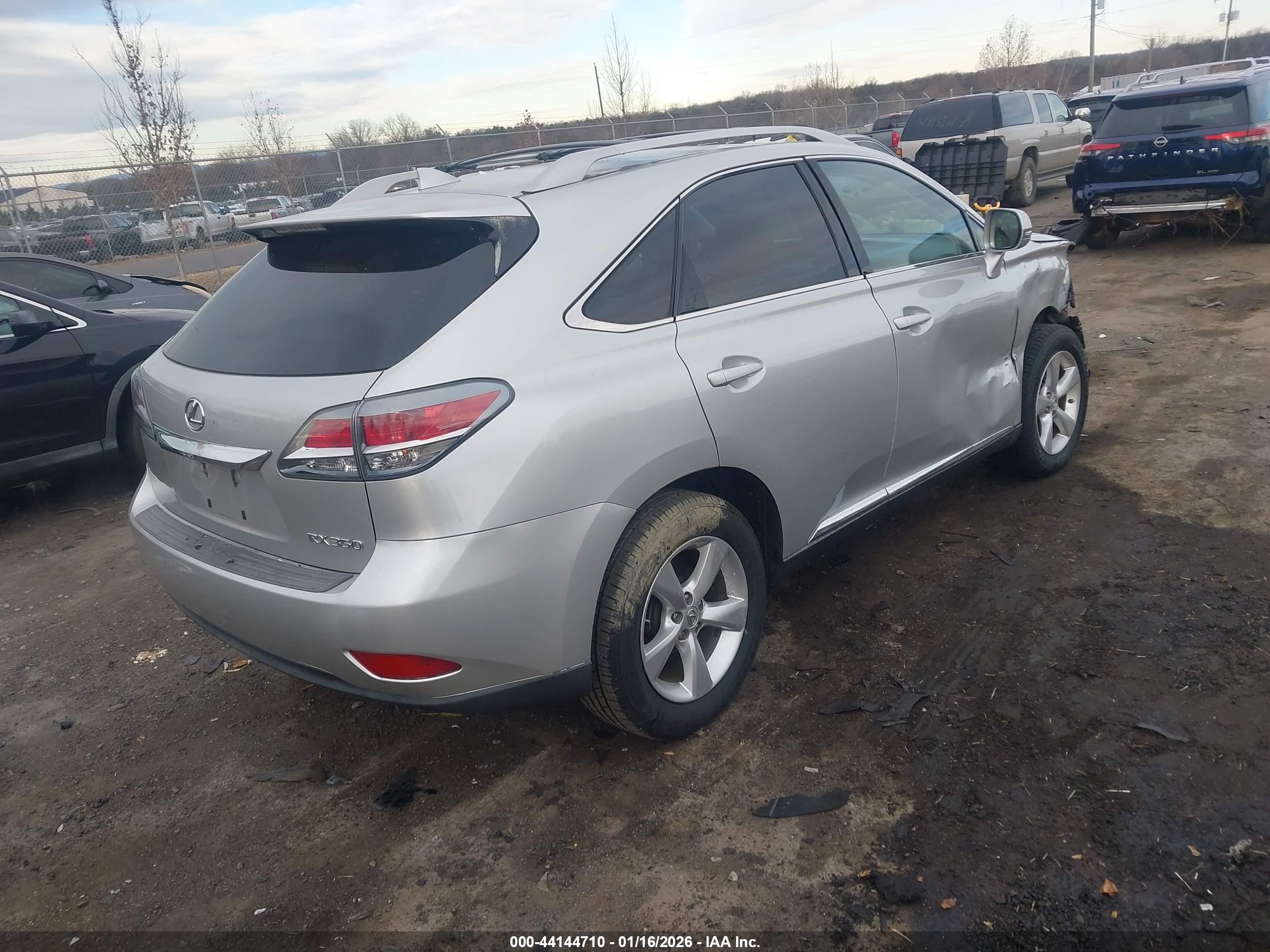 LEXUS RX image 4
