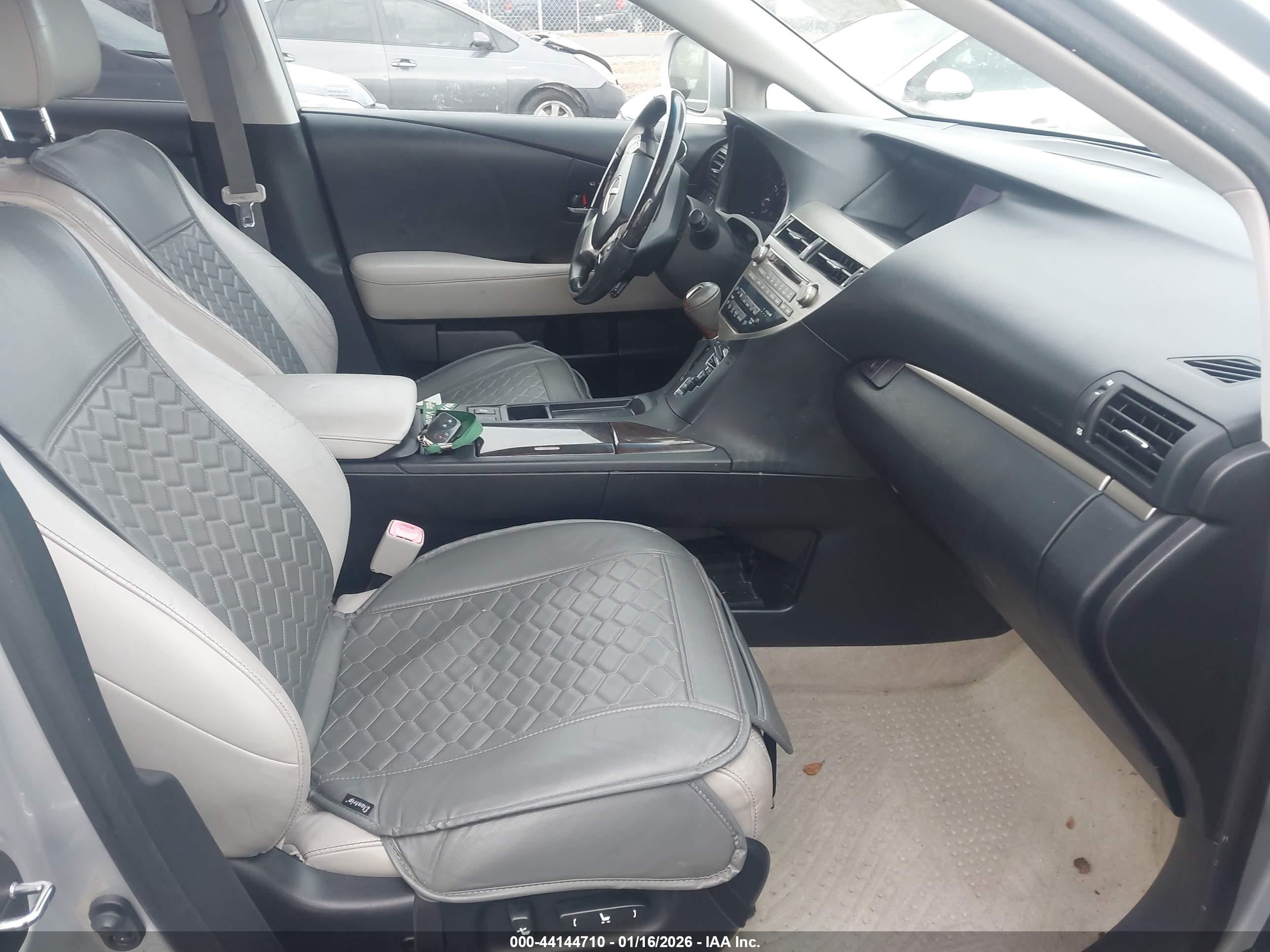 LEXUS RX image 5
