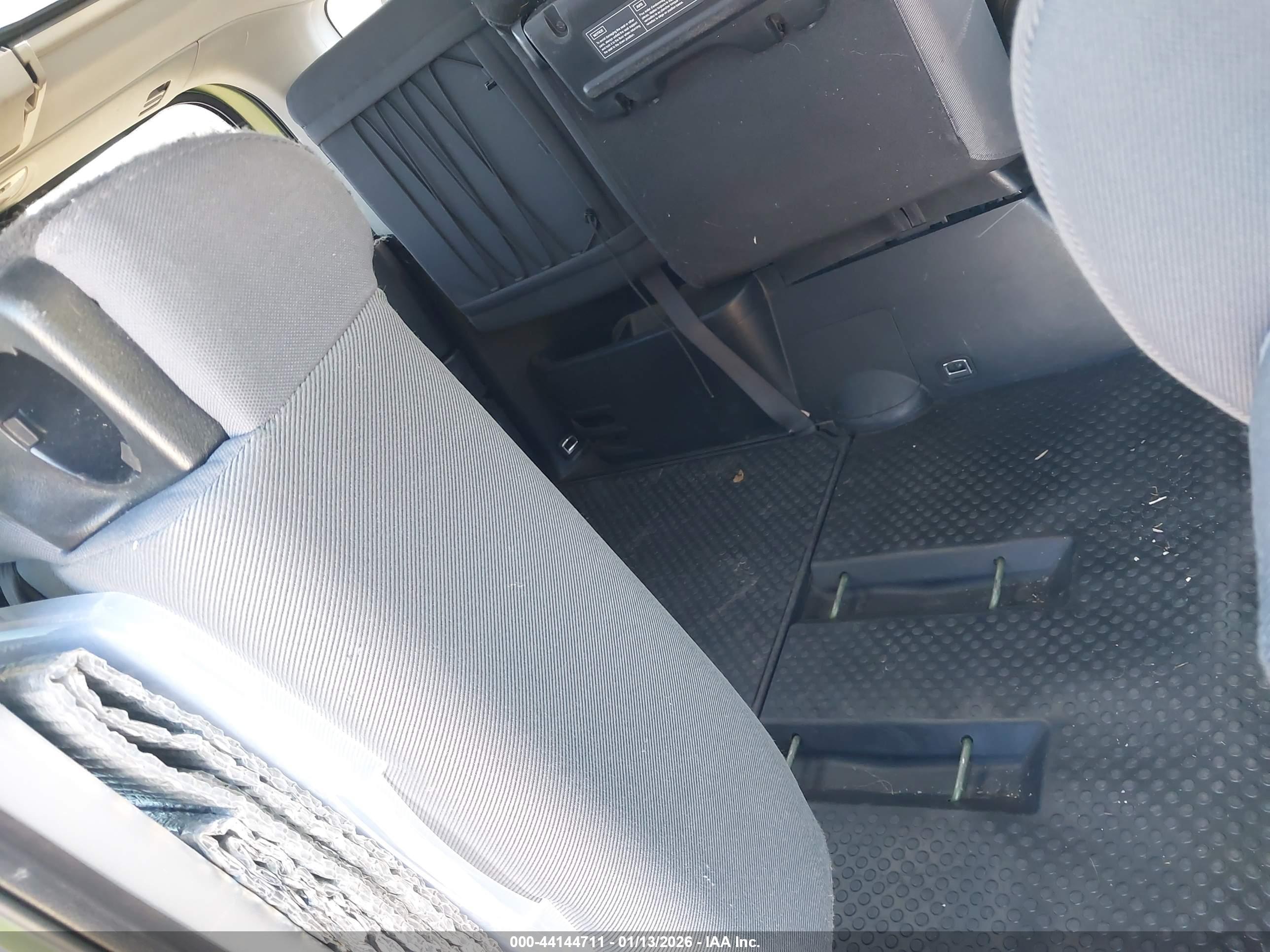 HONDA ELEMENT image 8