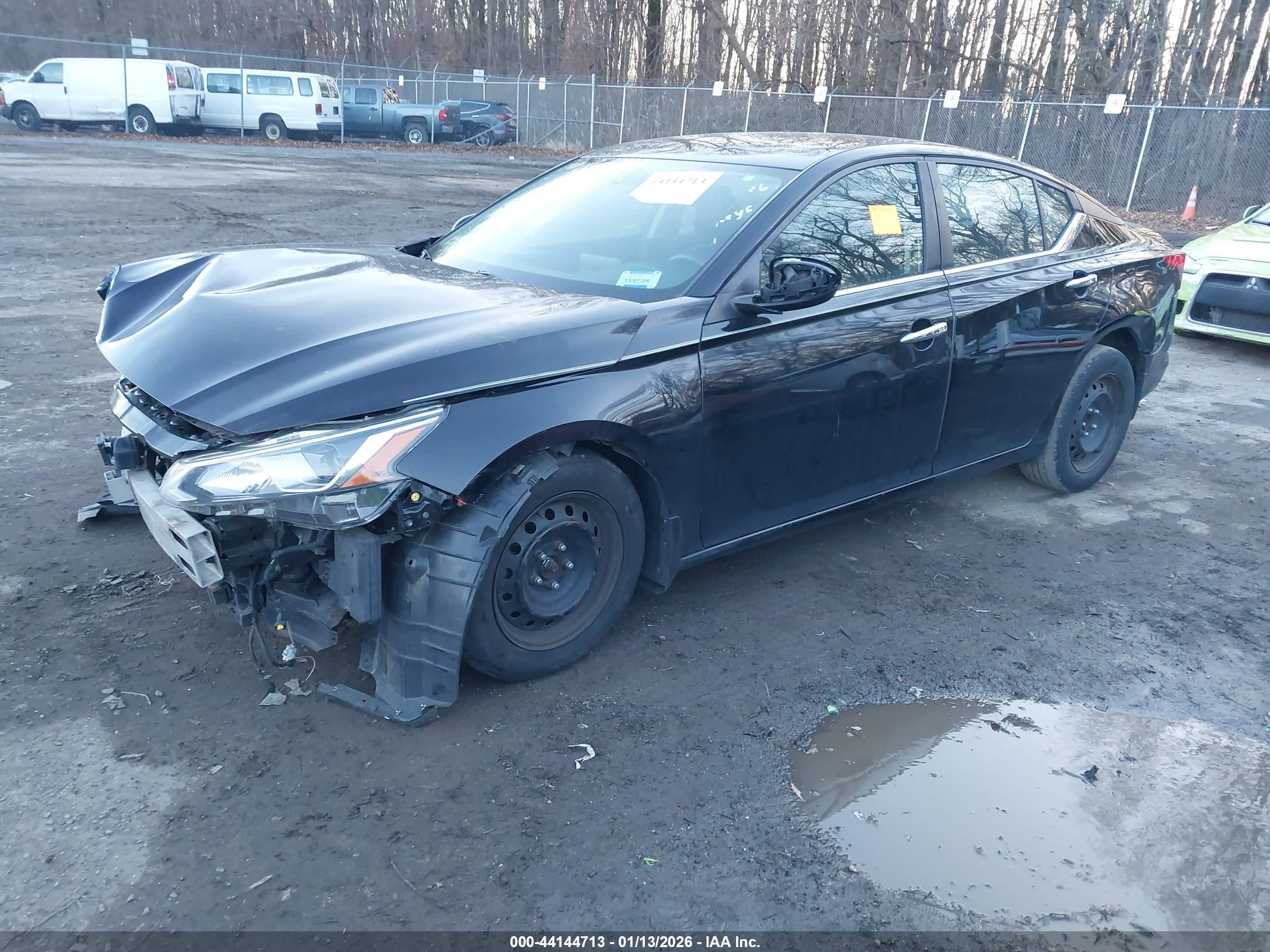 NISSAN ALTIMA image 2