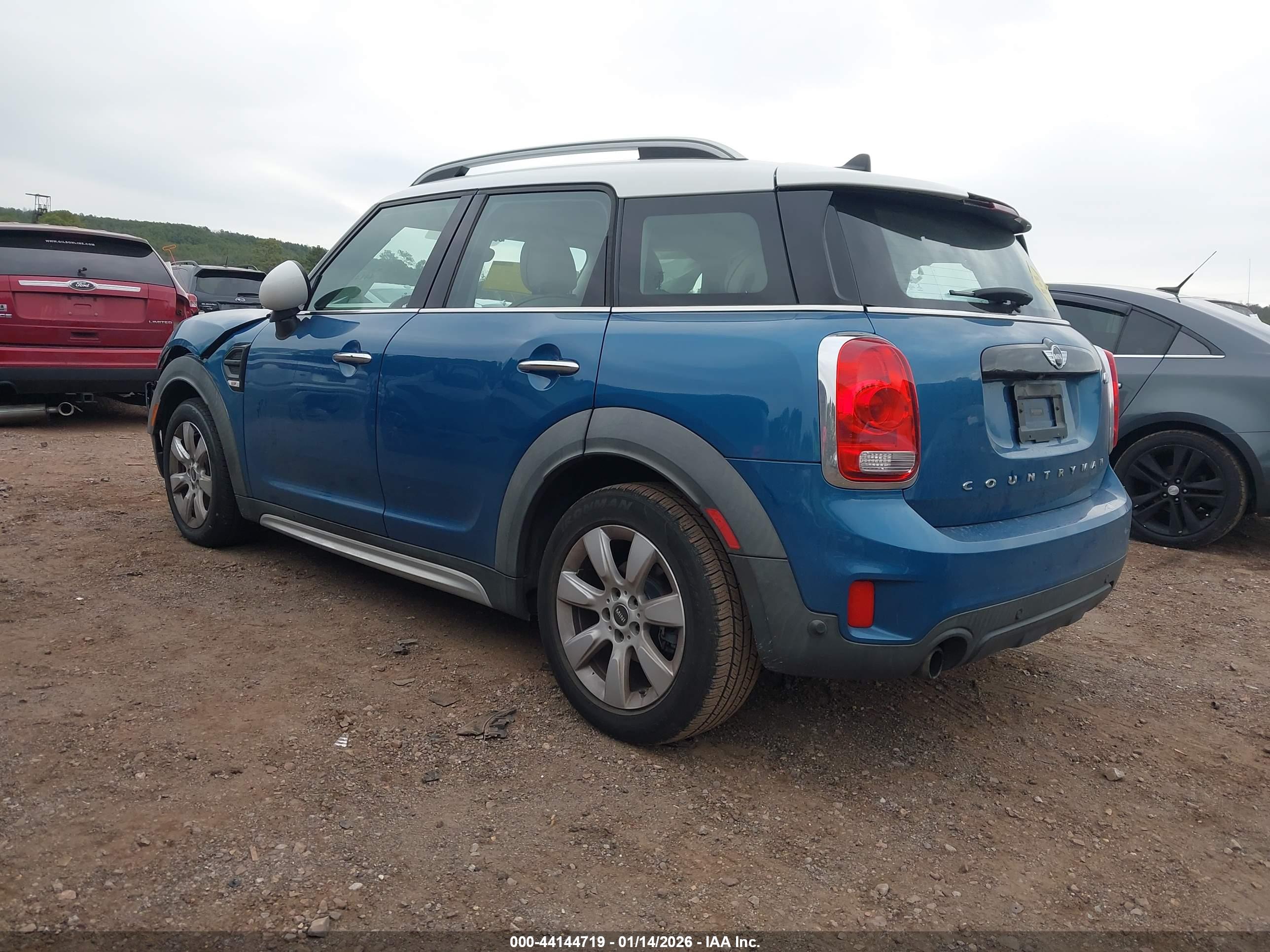 MINI COUNTRYMAN image 3