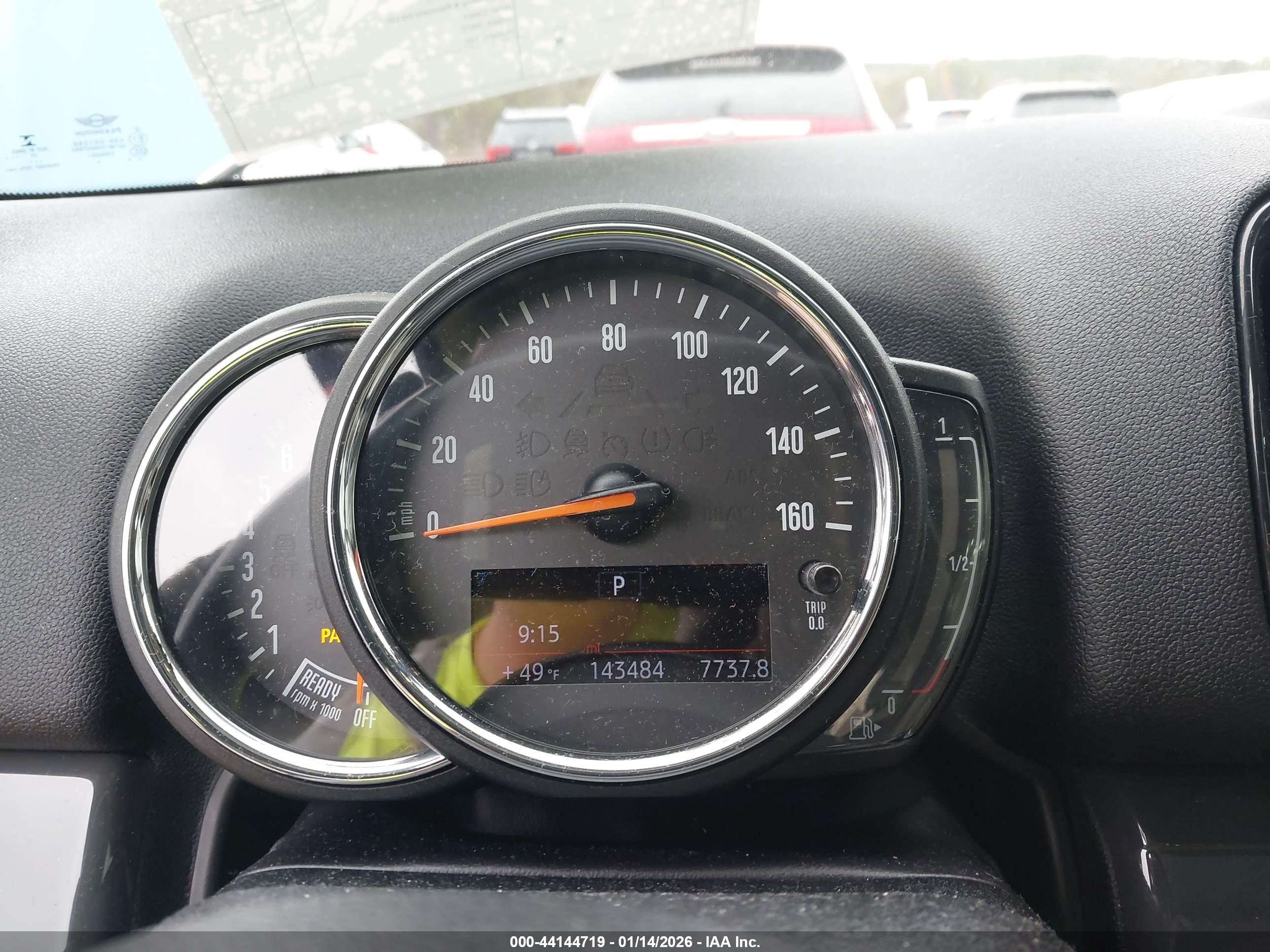 MINI COUNTRYMAN image 7