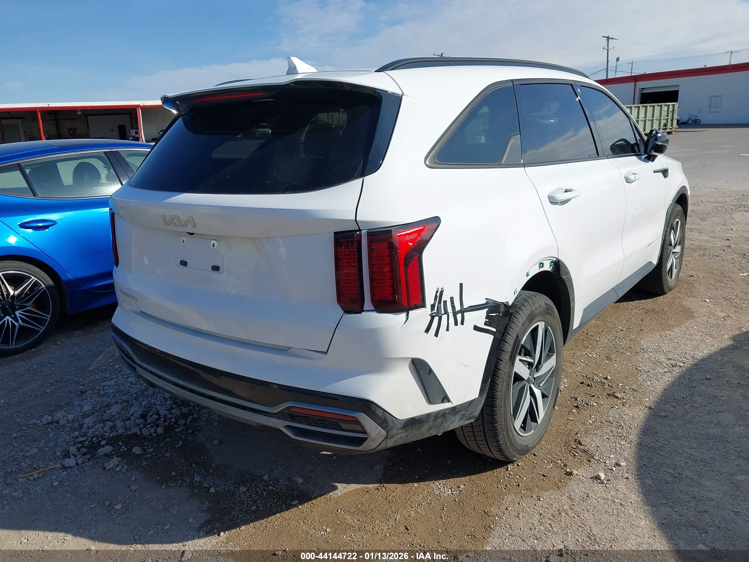 KIA SORENTO image 4