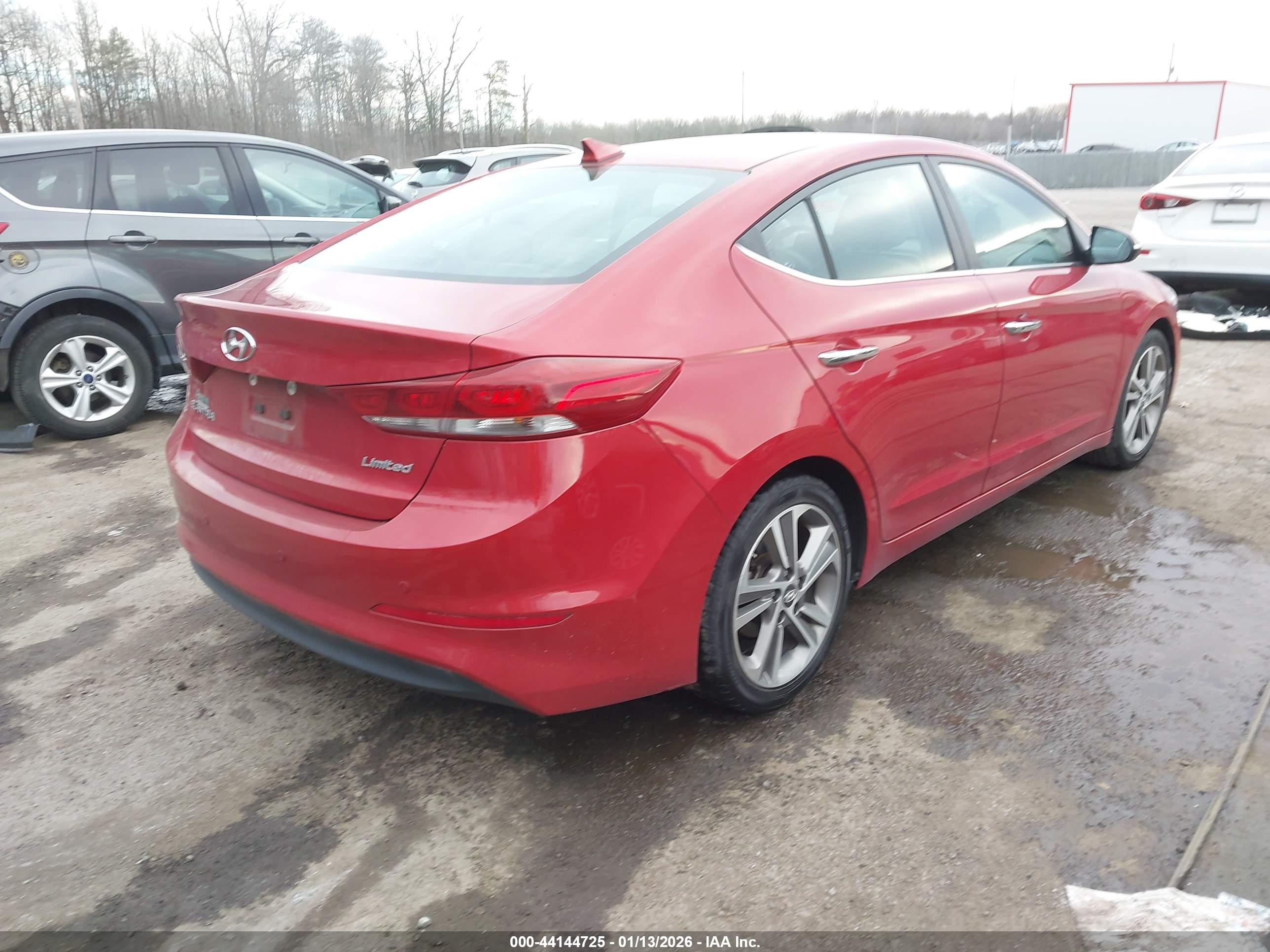 HYUNDAI ELANTRA image 4