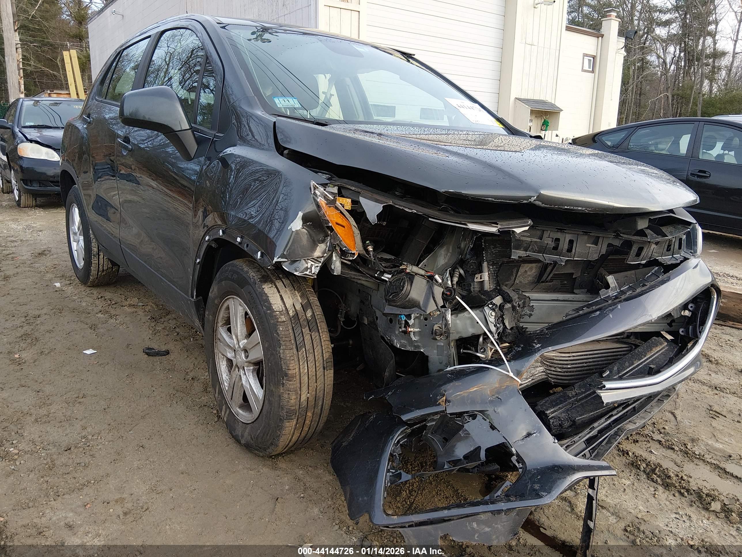 CHEVROLET TRAX image 6